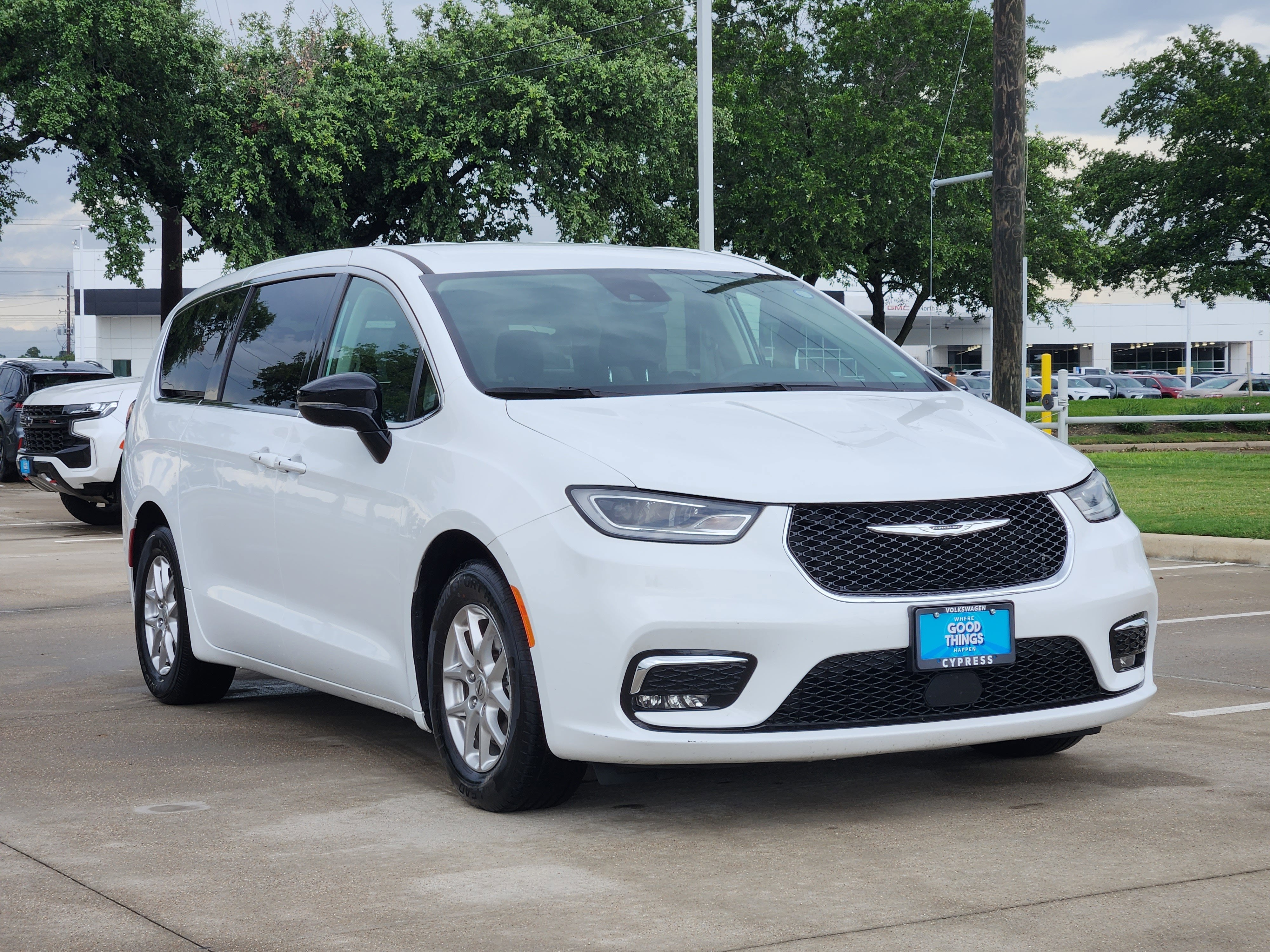 2024 Chrysler Pacifica Touring L