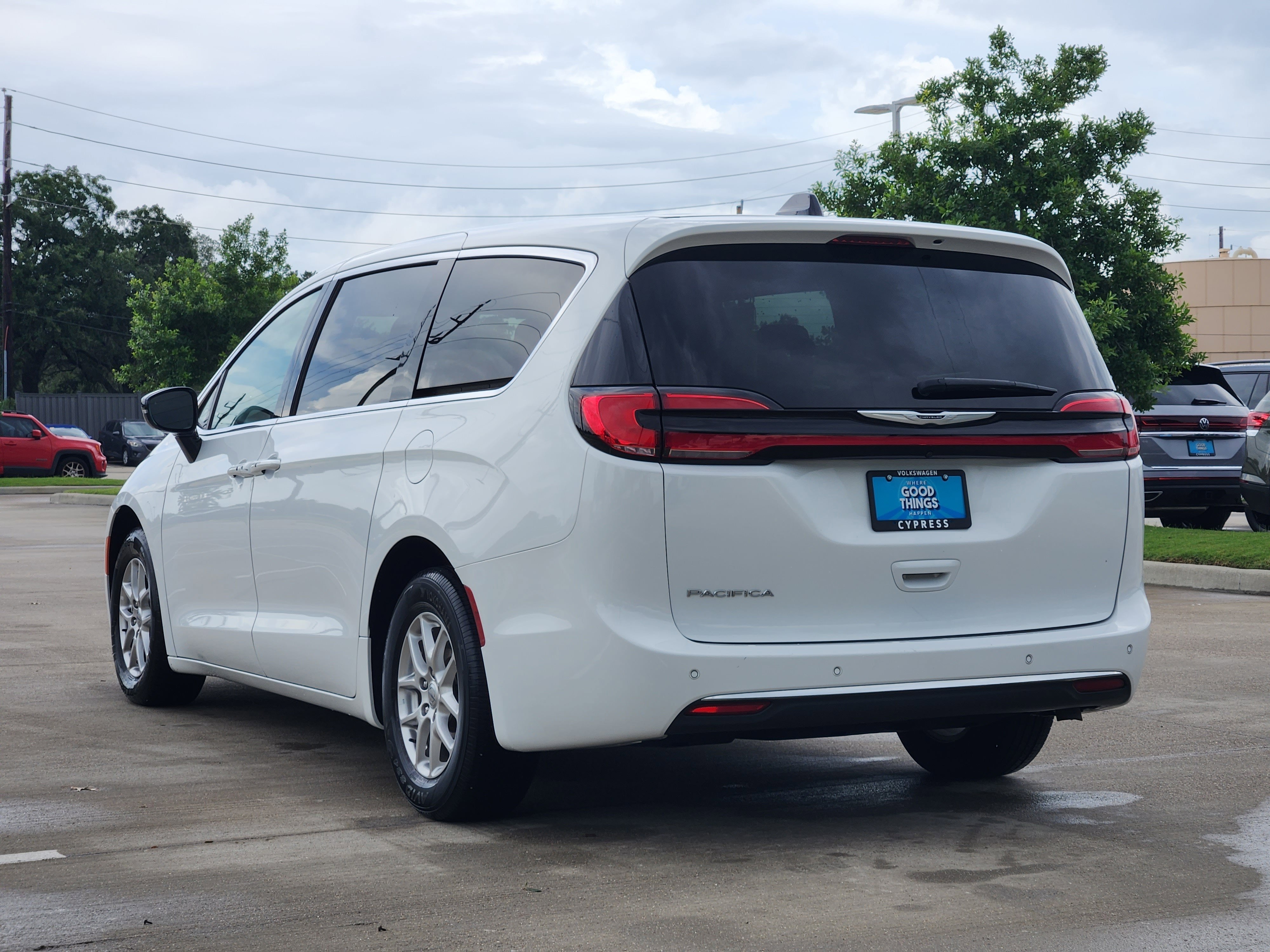 2024 Chrysler Pacifica Touring L