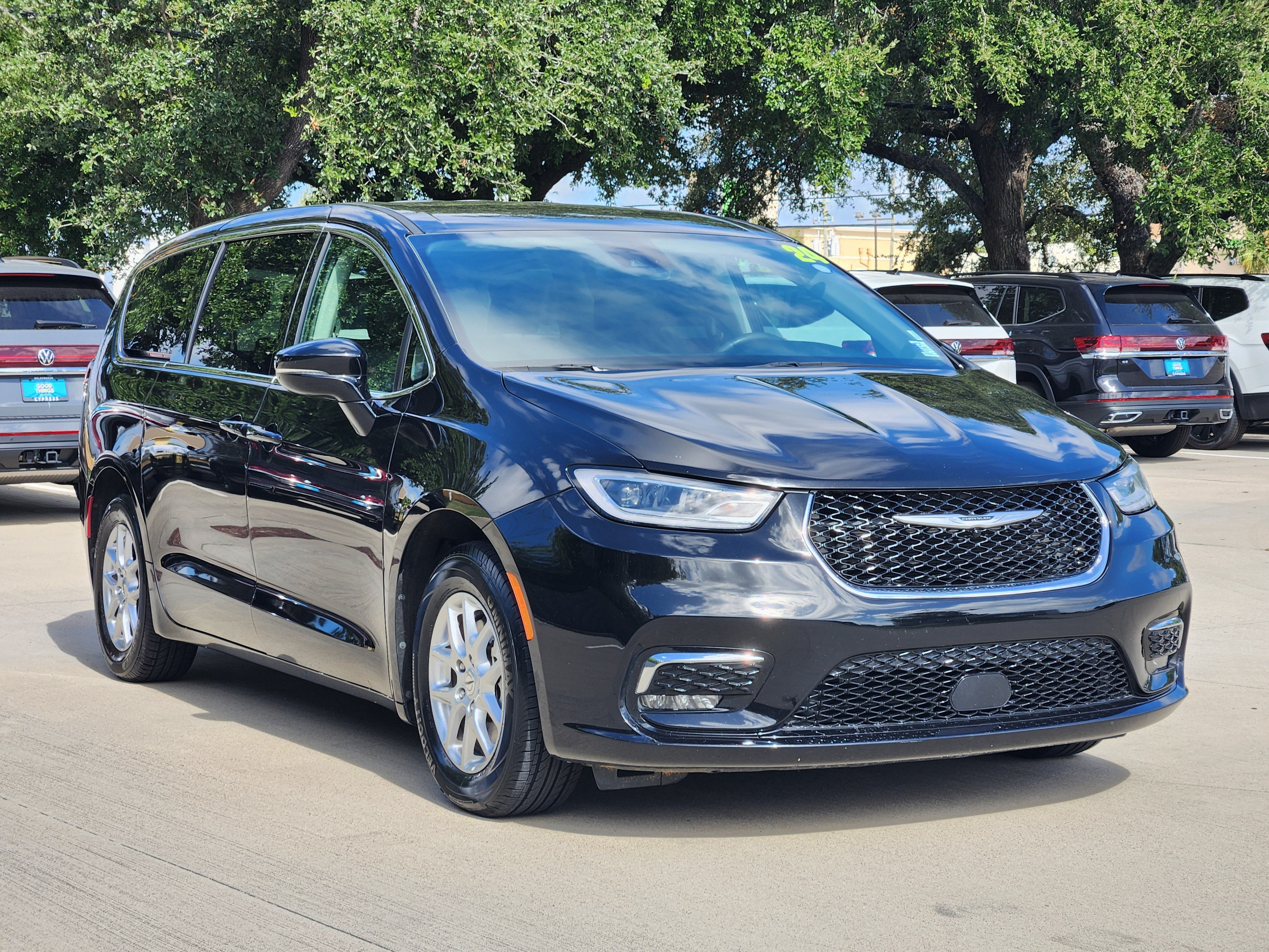 2024 Chrysler Pacifica Touring L