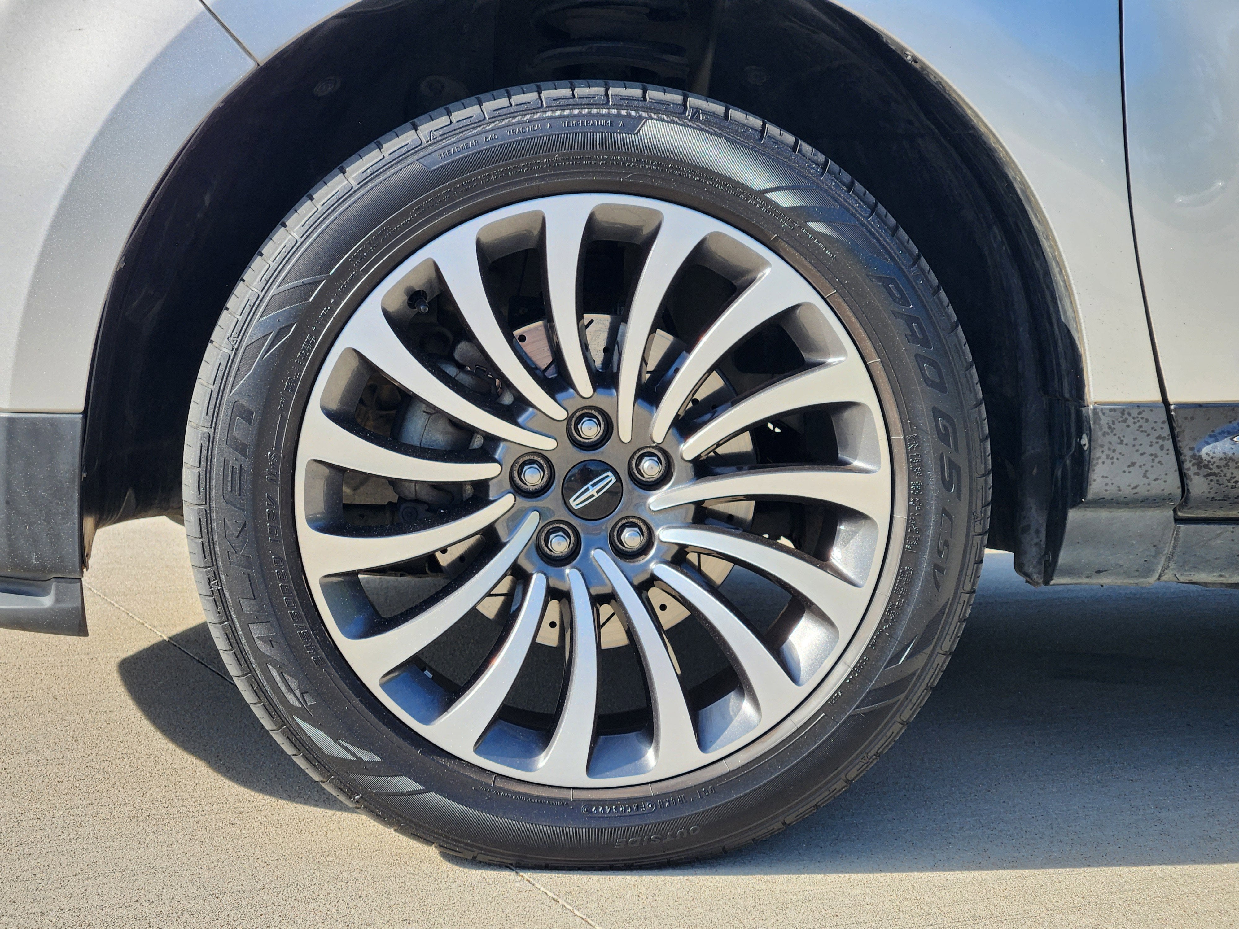 2013 Lincoln MKX Base