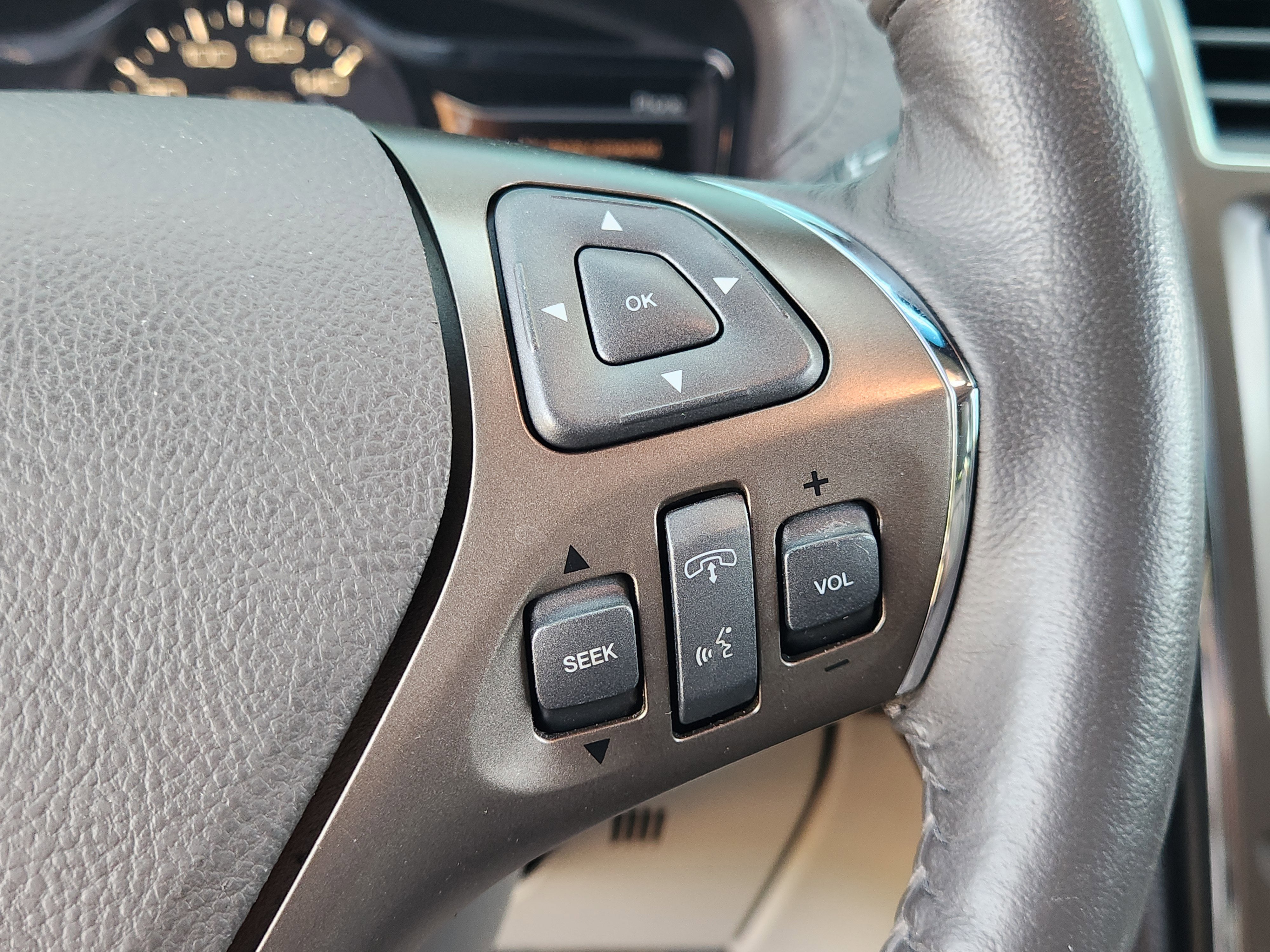 2013 Lincoln MKX Base
