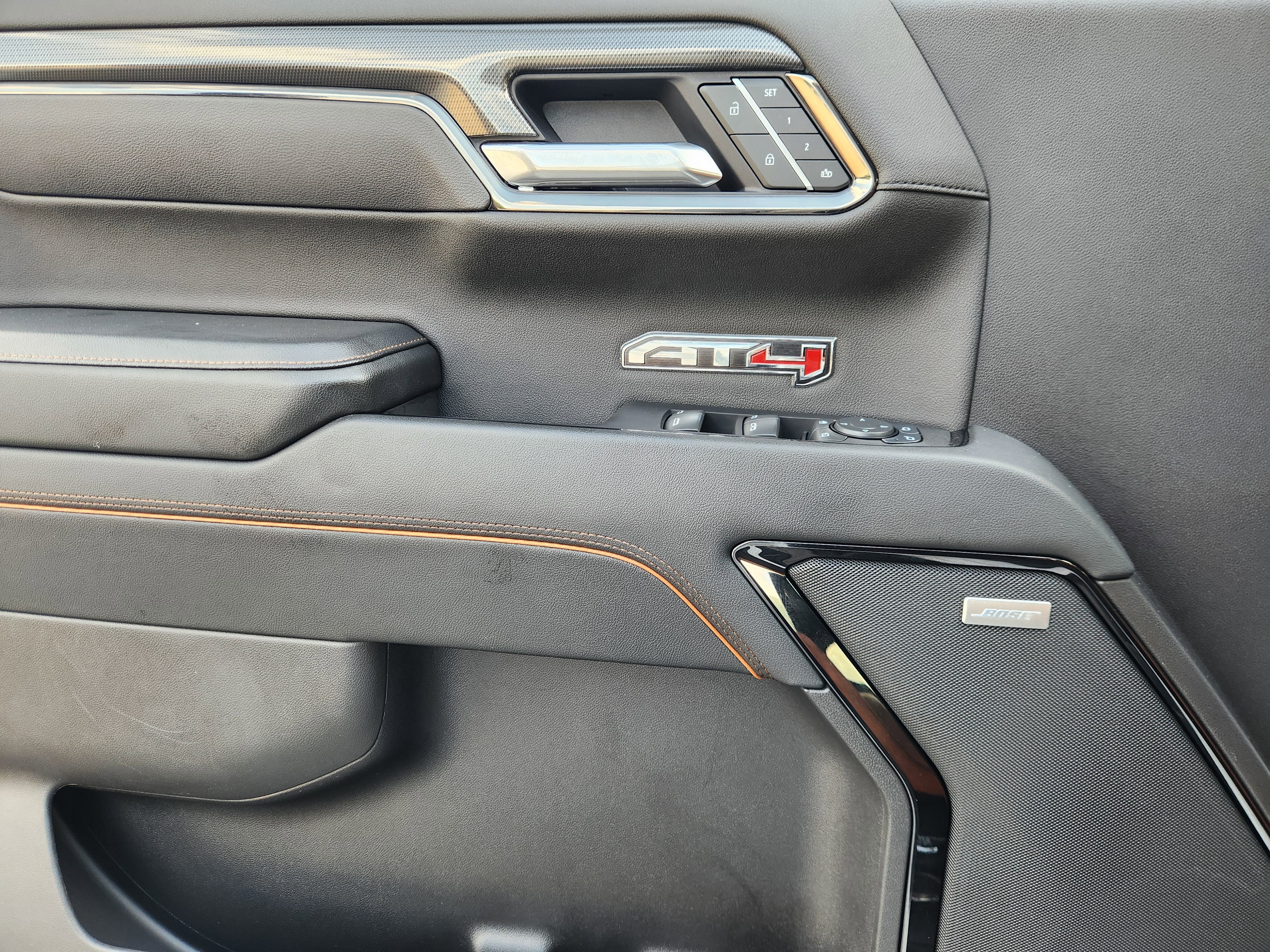 2025 GMC Sierra 1500 AT4