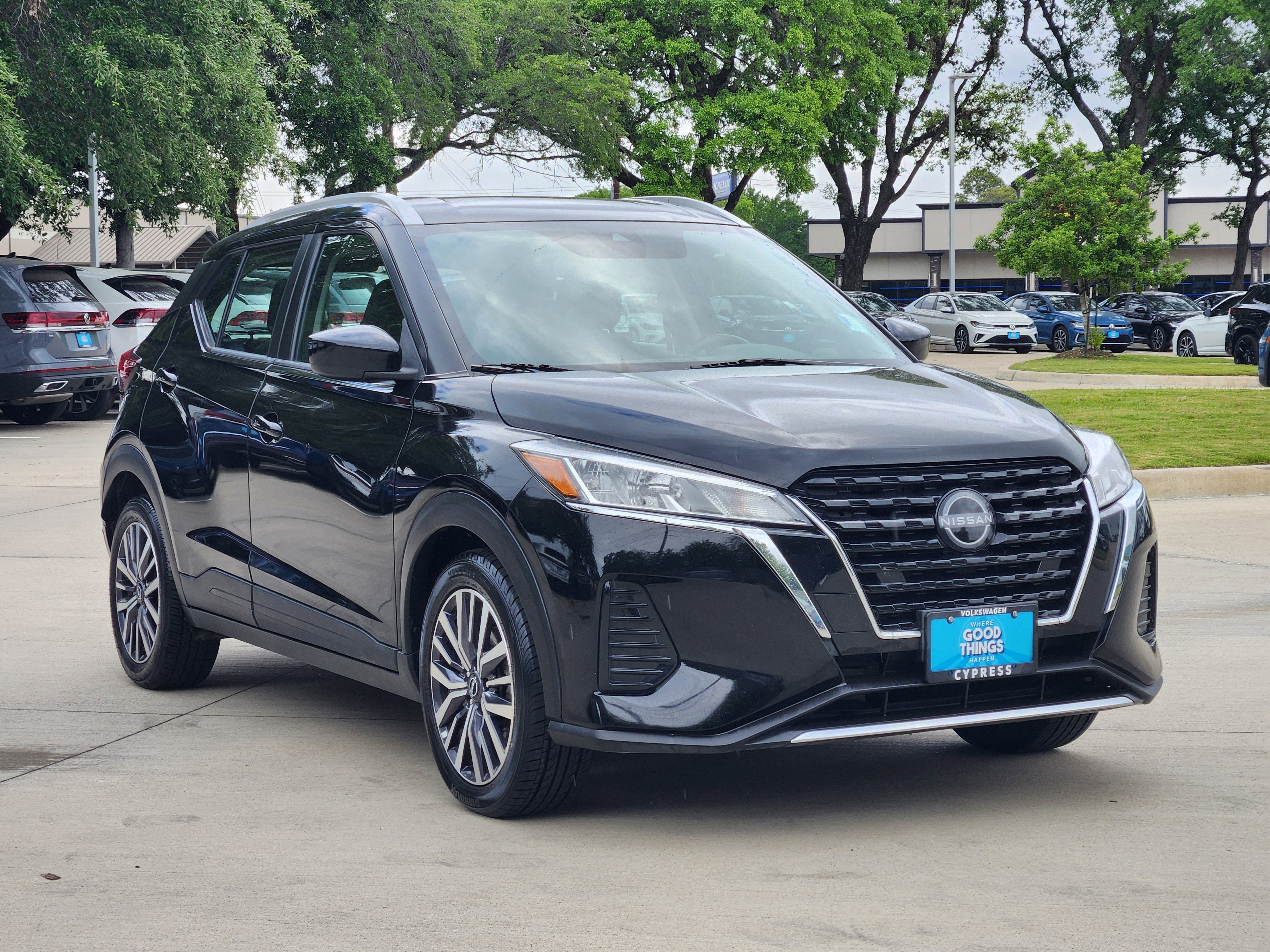 2022 Nissan Kicks SV