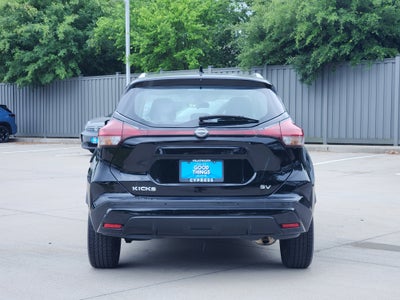 2022 Nissan Kicks SV