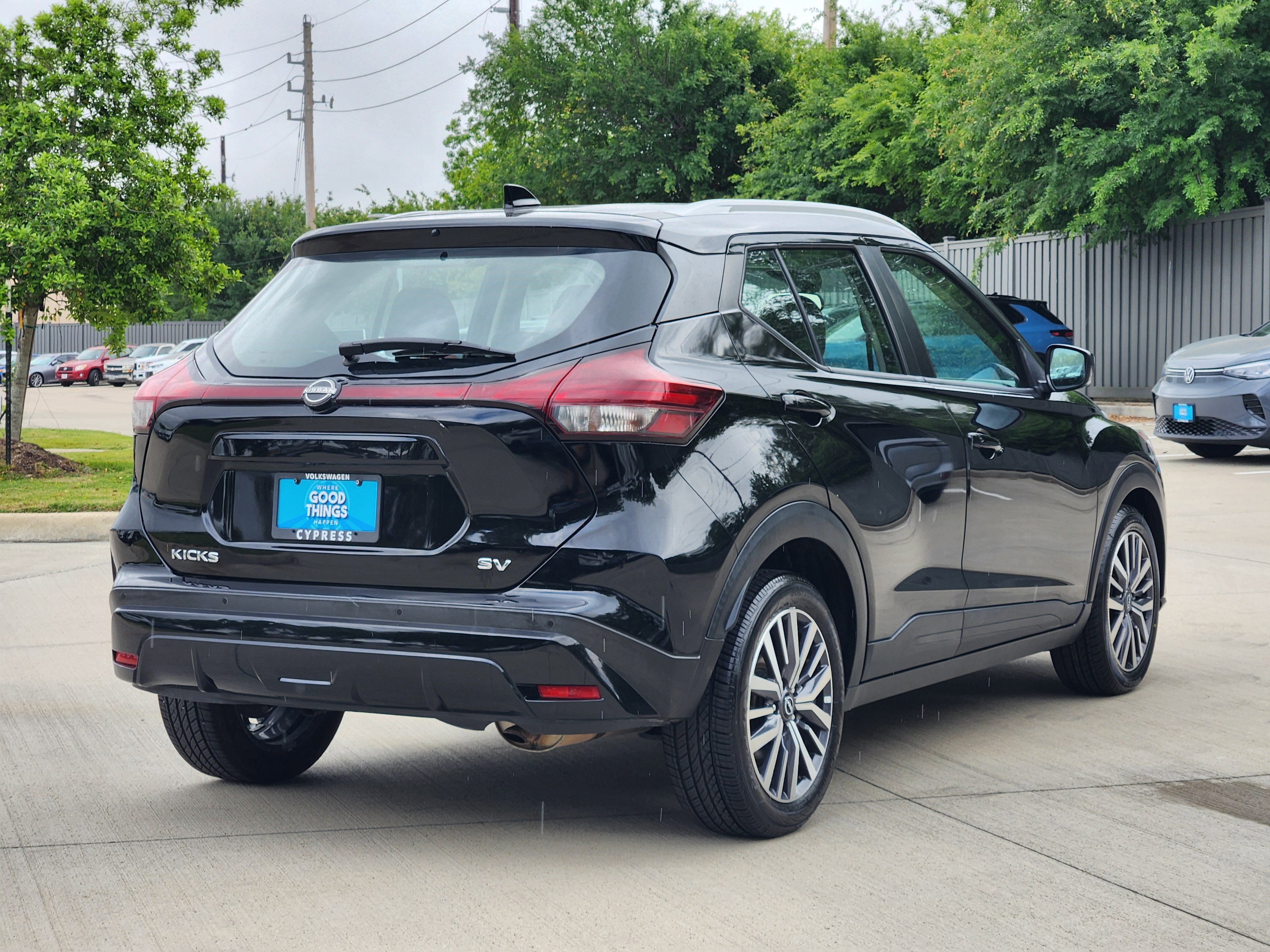 2022 Nissan Kicks SV