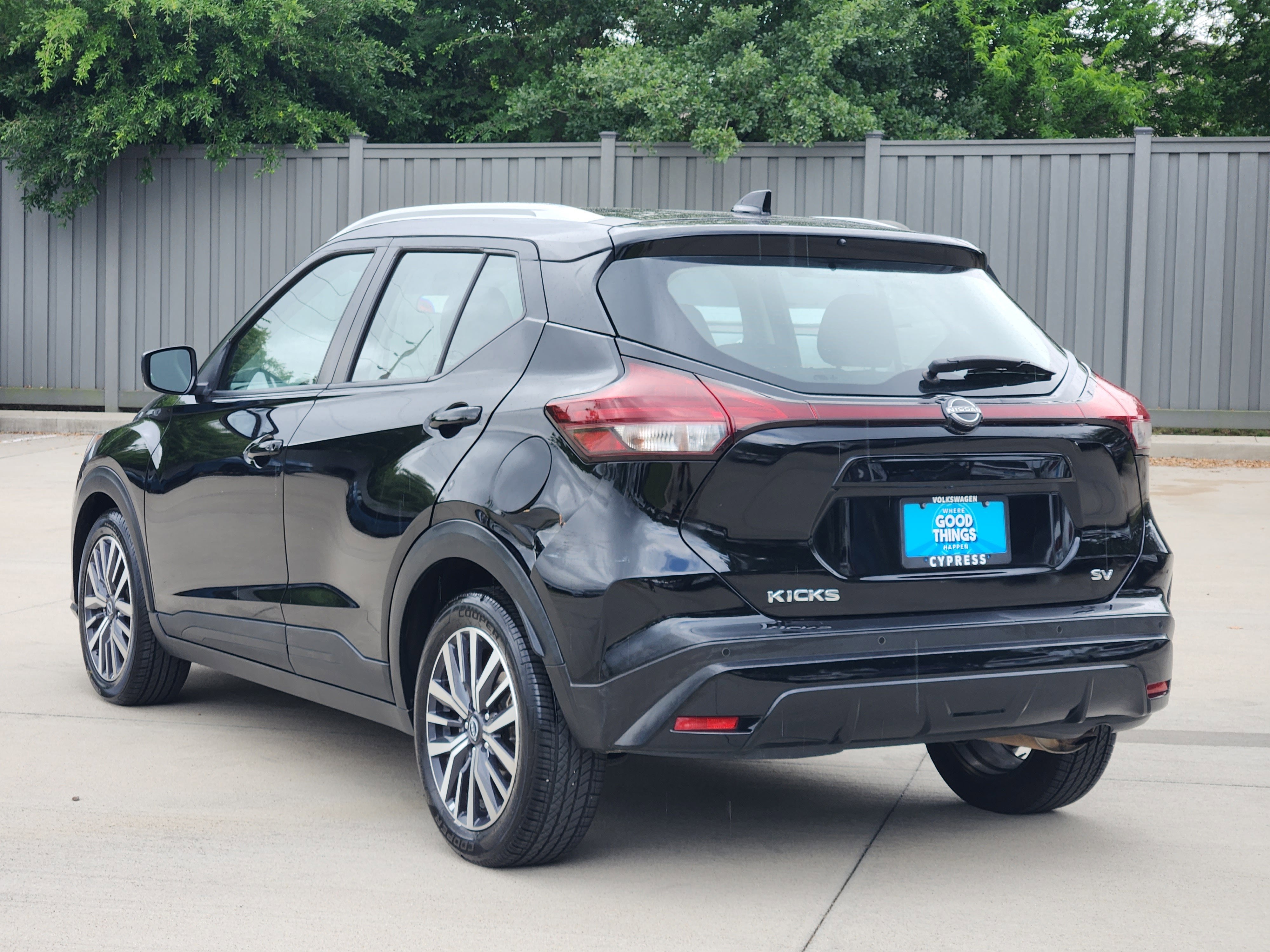 2022 Nissan Kicks SV