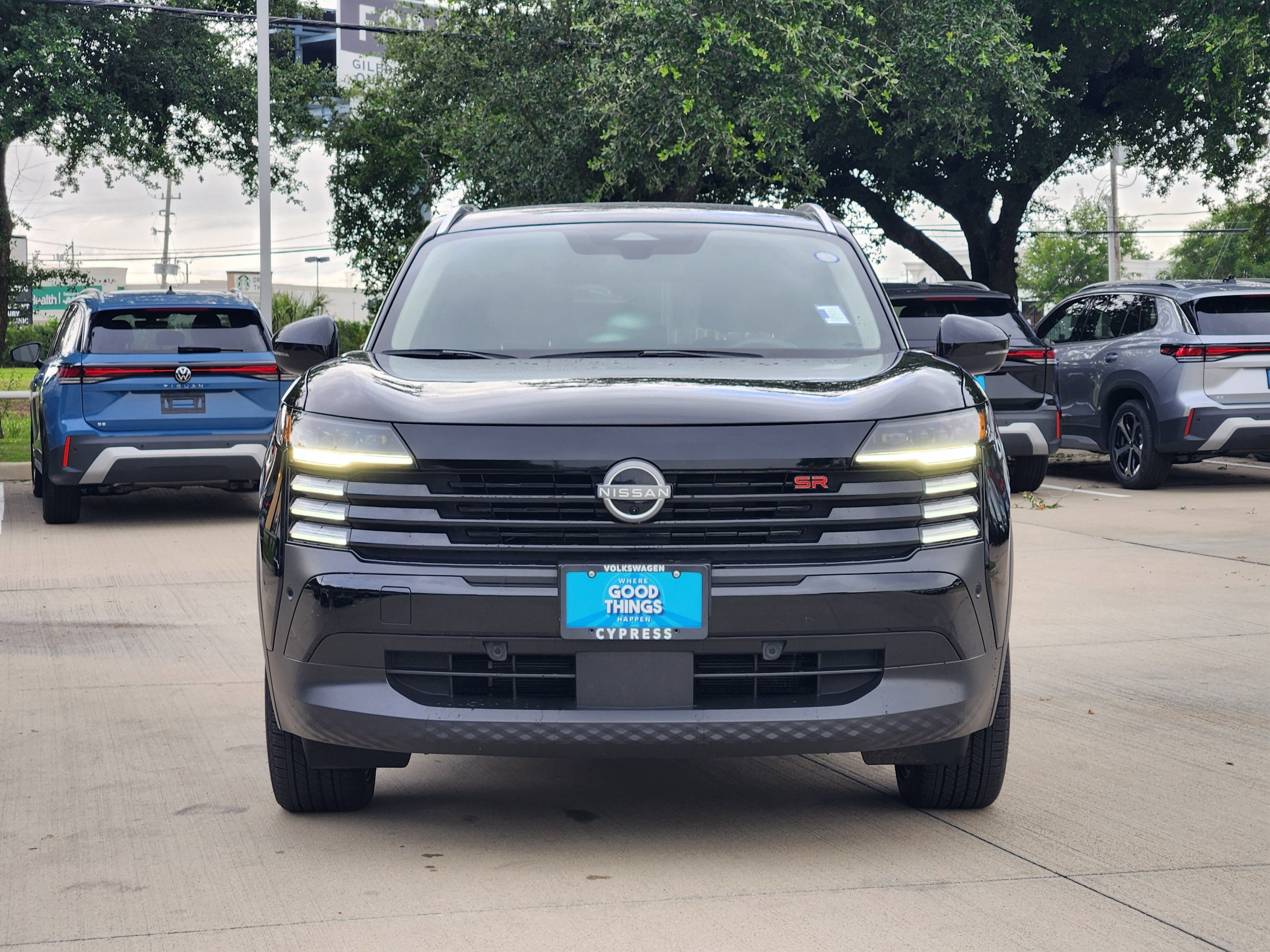 2025 Nissan Kicks SR