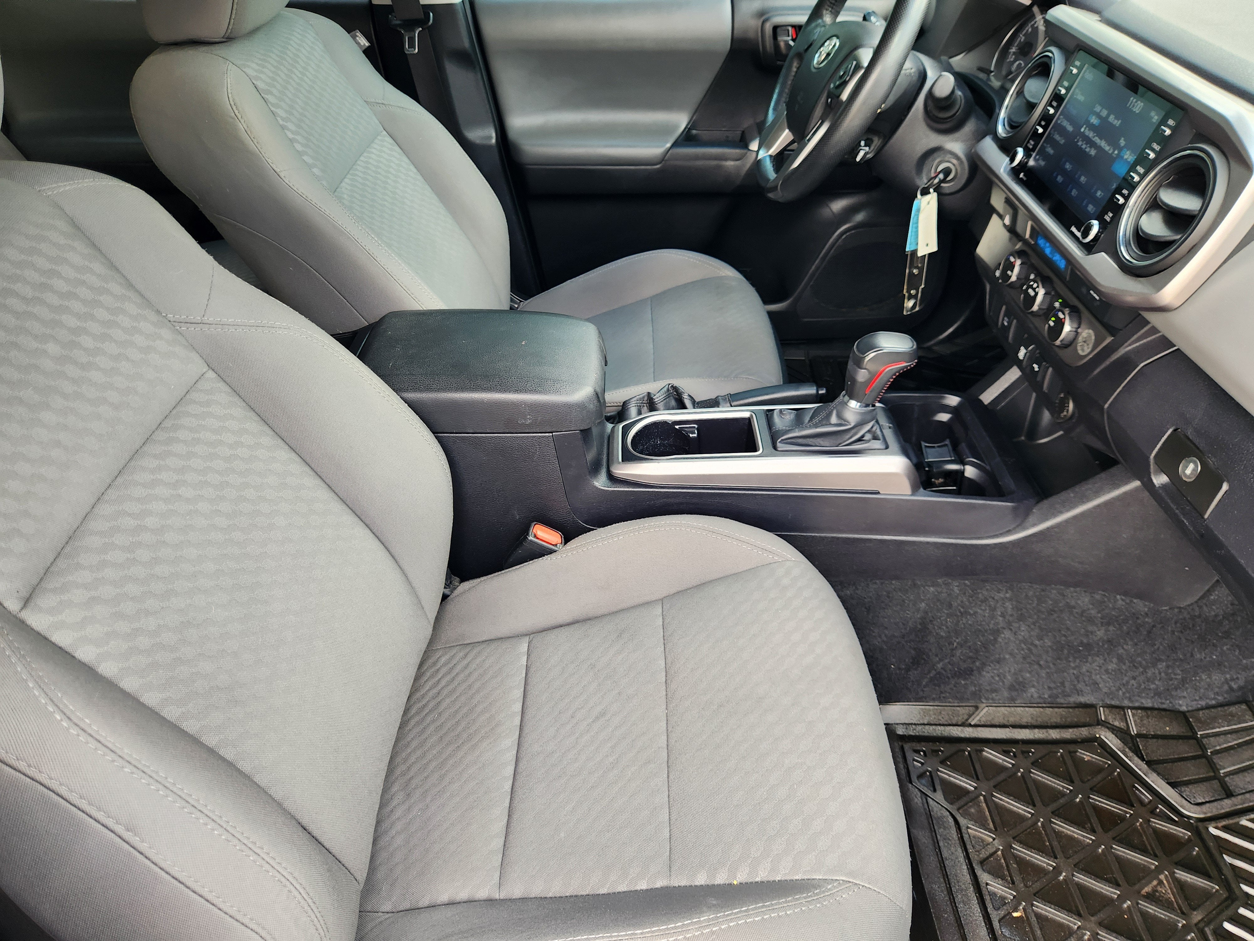 2022 Toyota Tacoma 2WD SR5