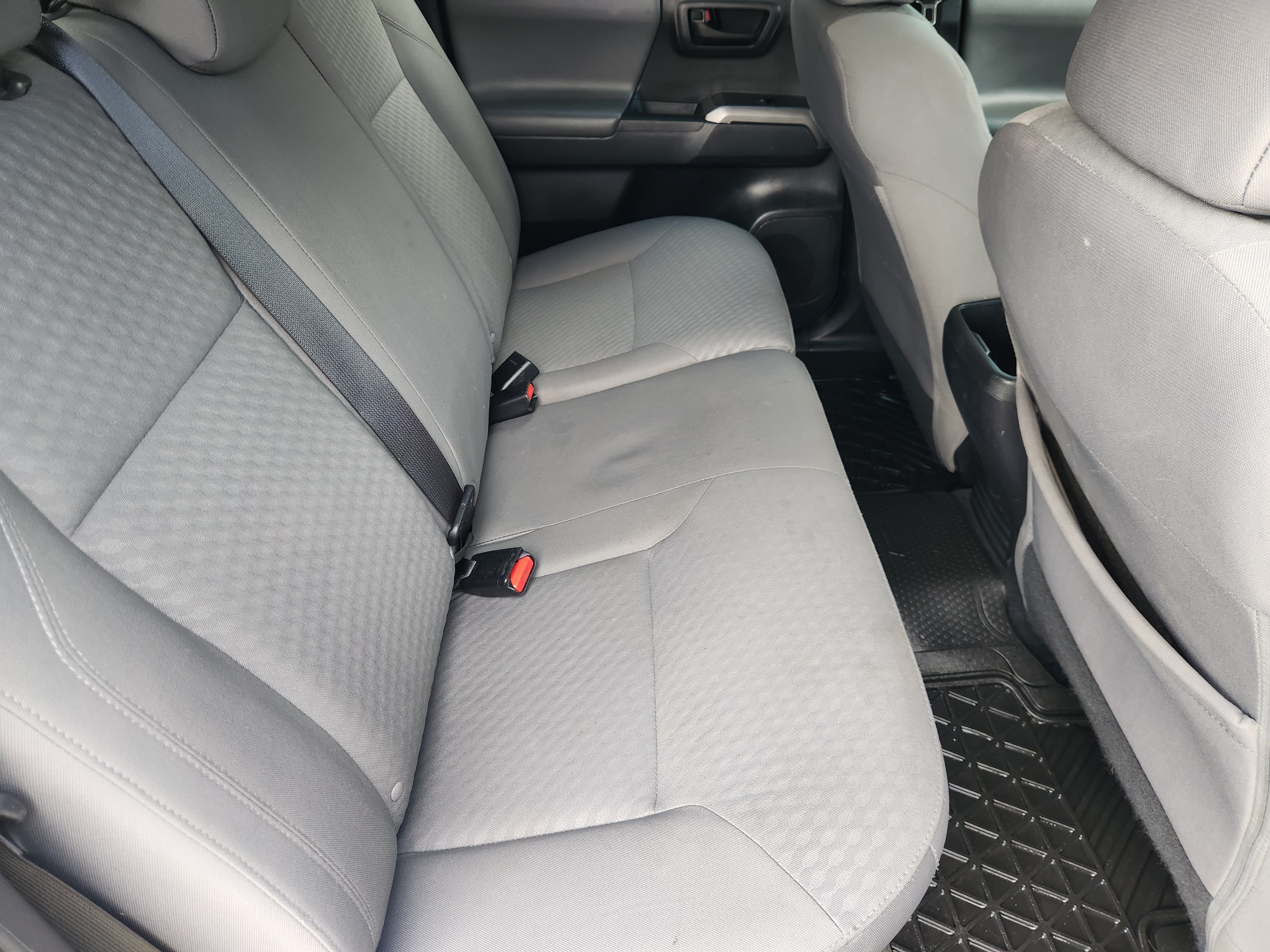2022 Toyota Tacoma 2WD SR5