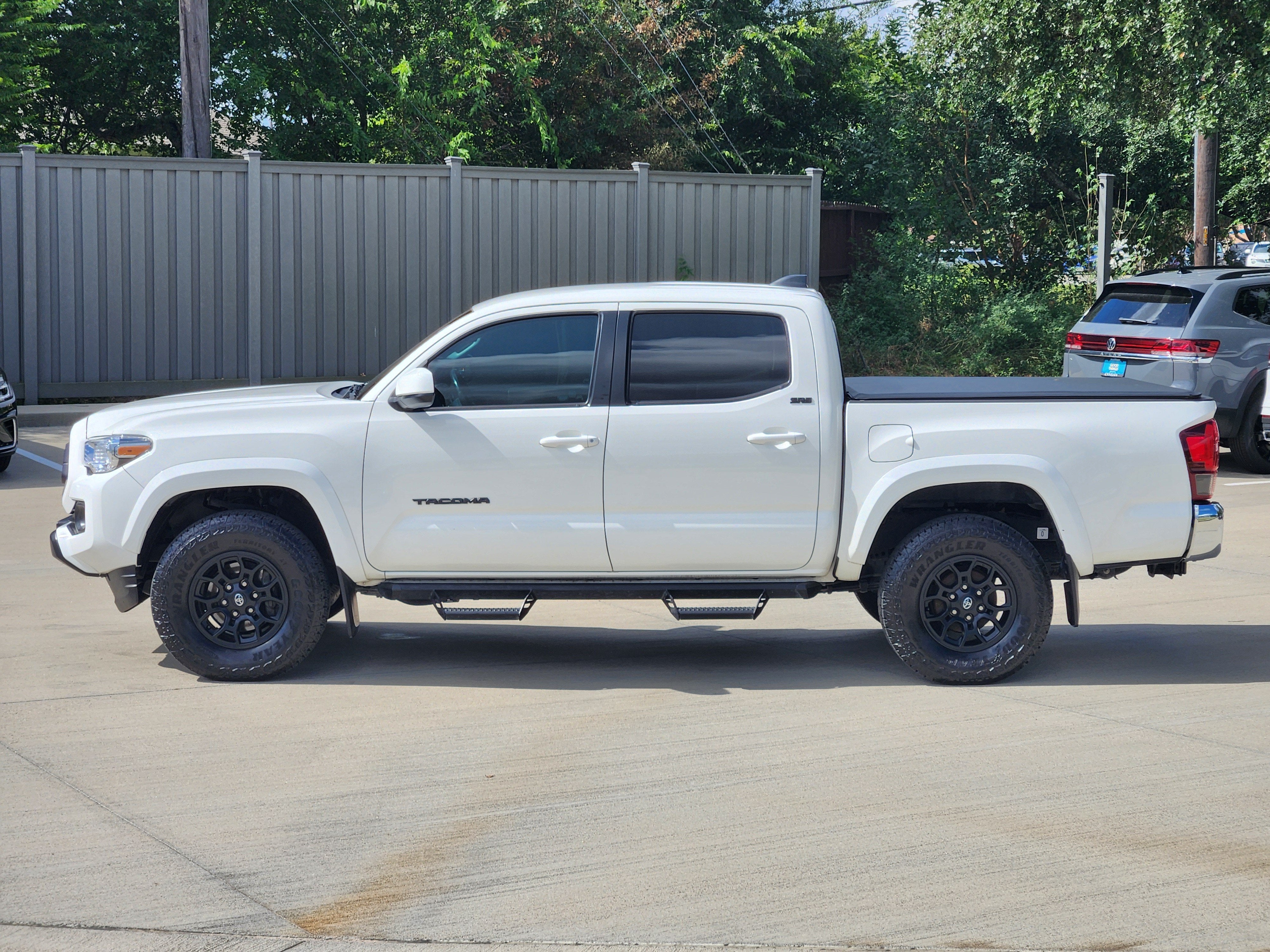2022 Toyota Tacoma 2WD SR5