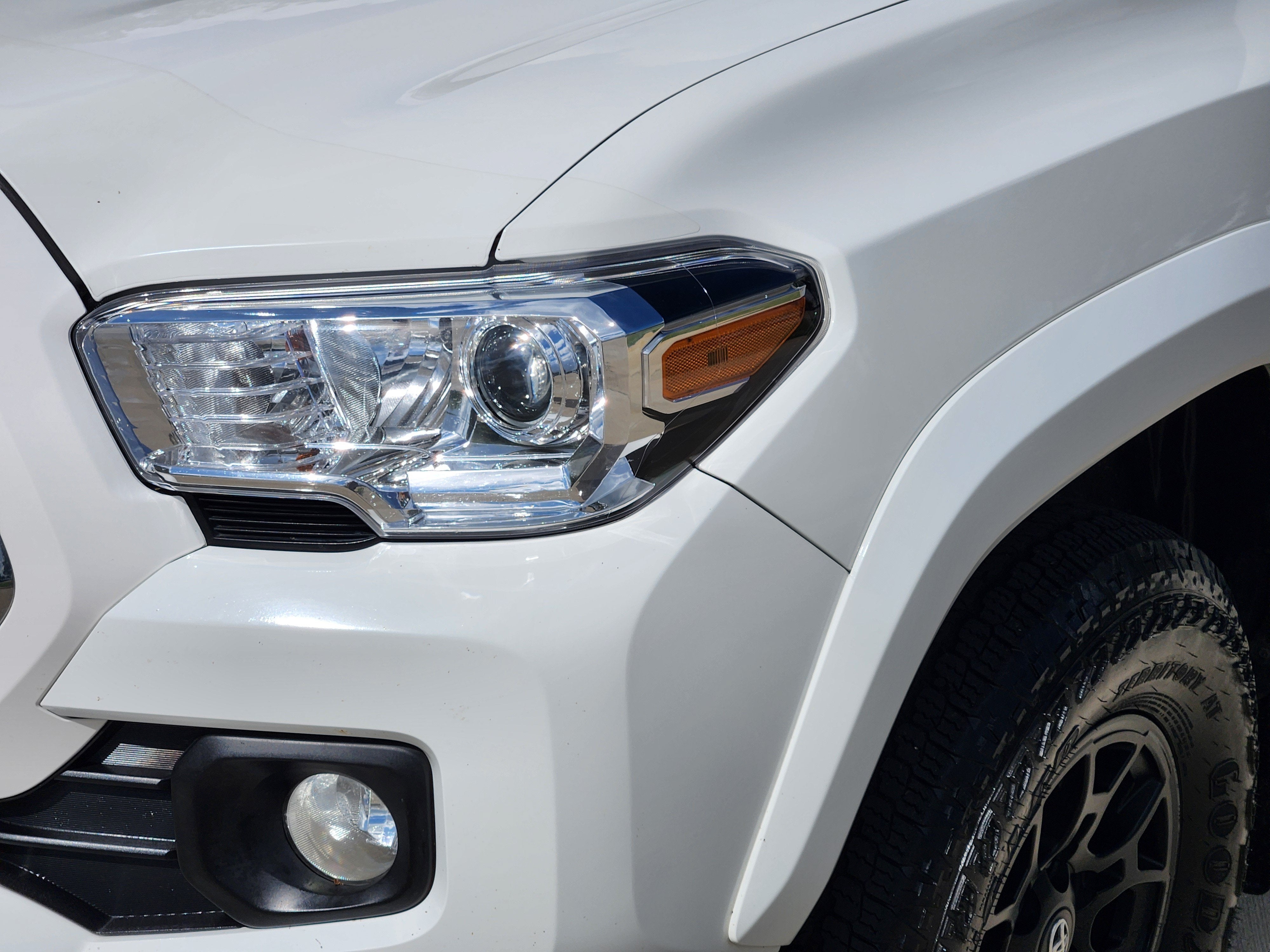 2022 Toyota Tacoma 2WD SR5