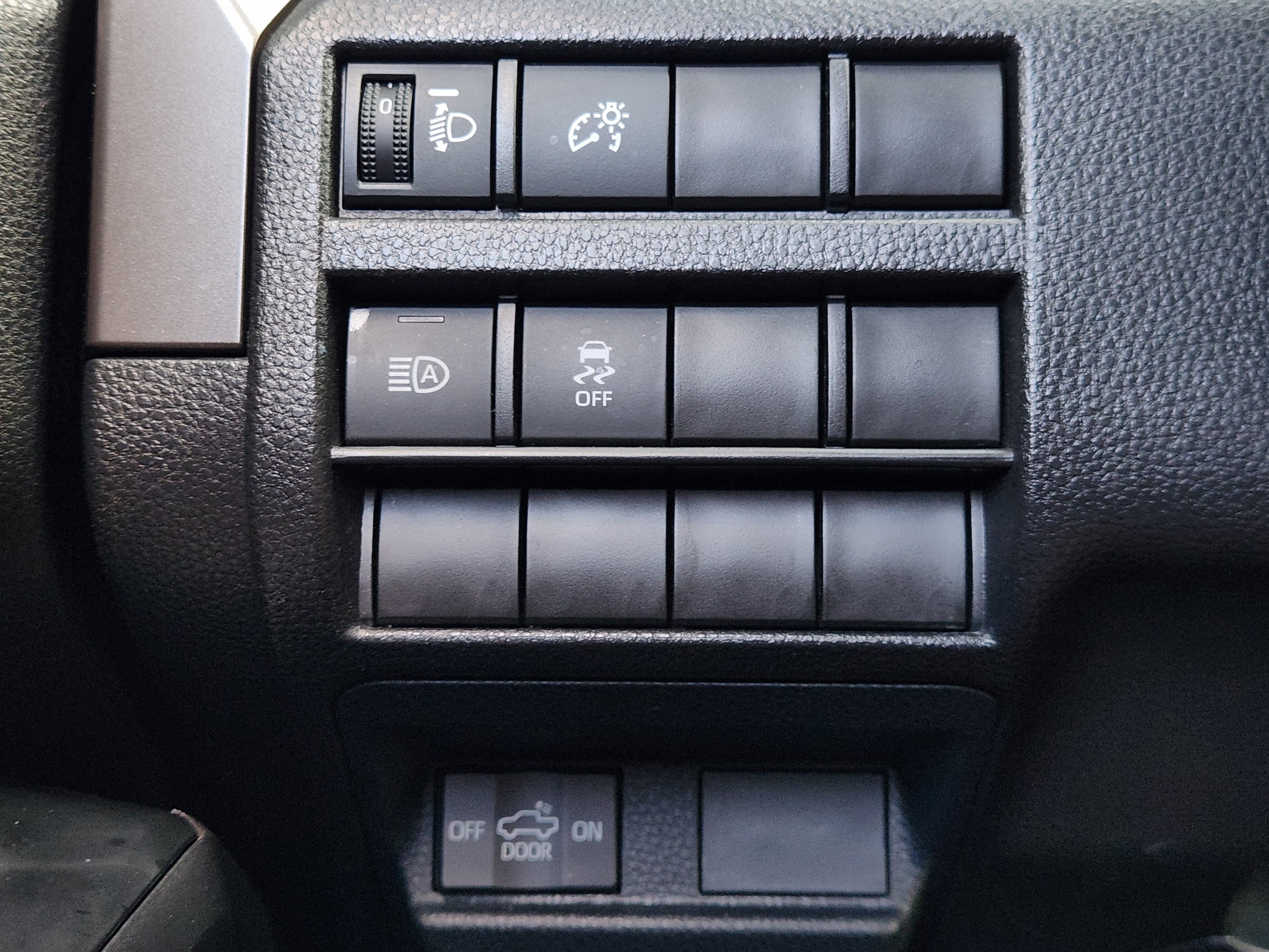 2024 Toyota Tacoma 2WD SR5