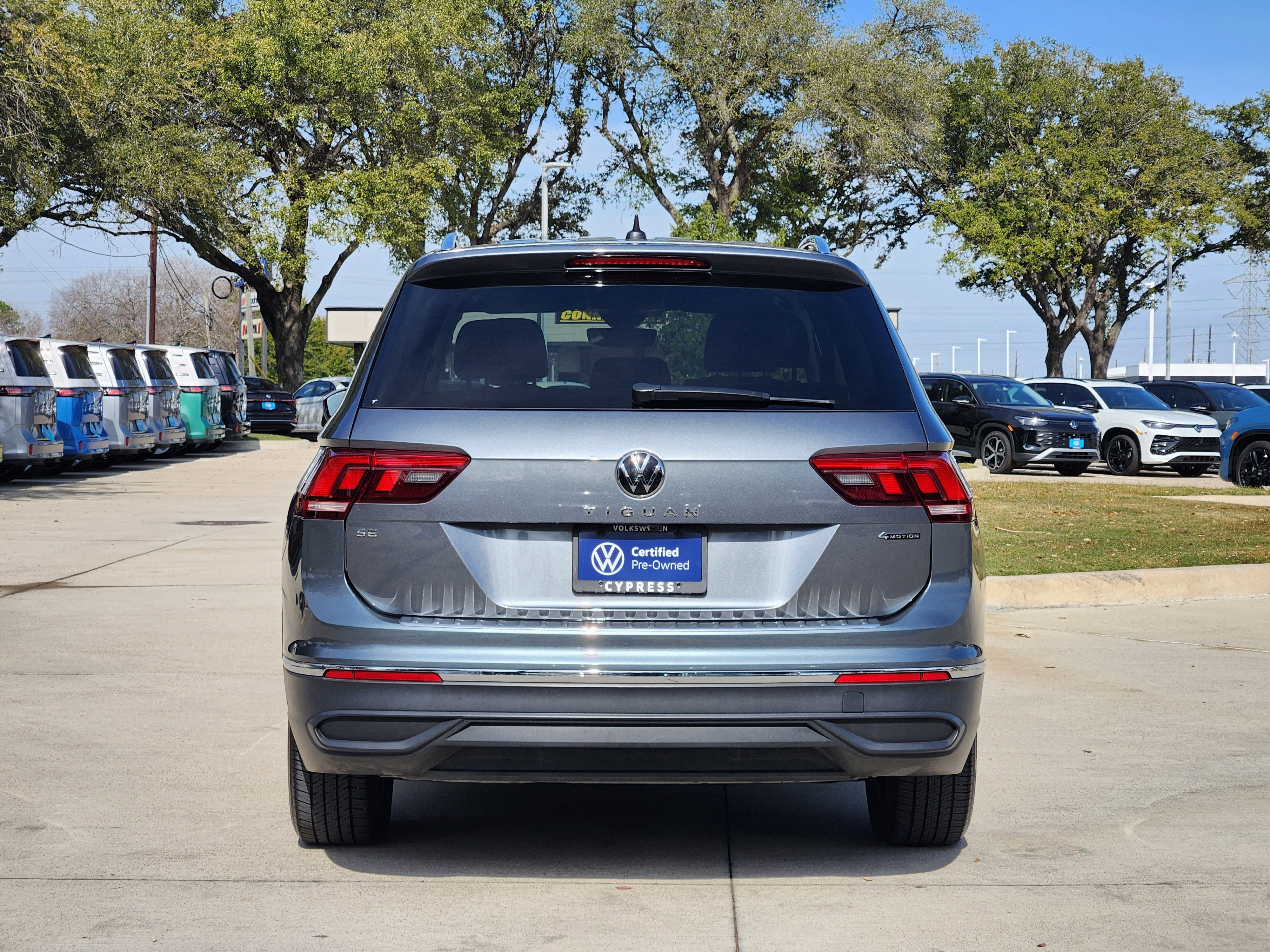 2022 Volkswagen Tiguan SE