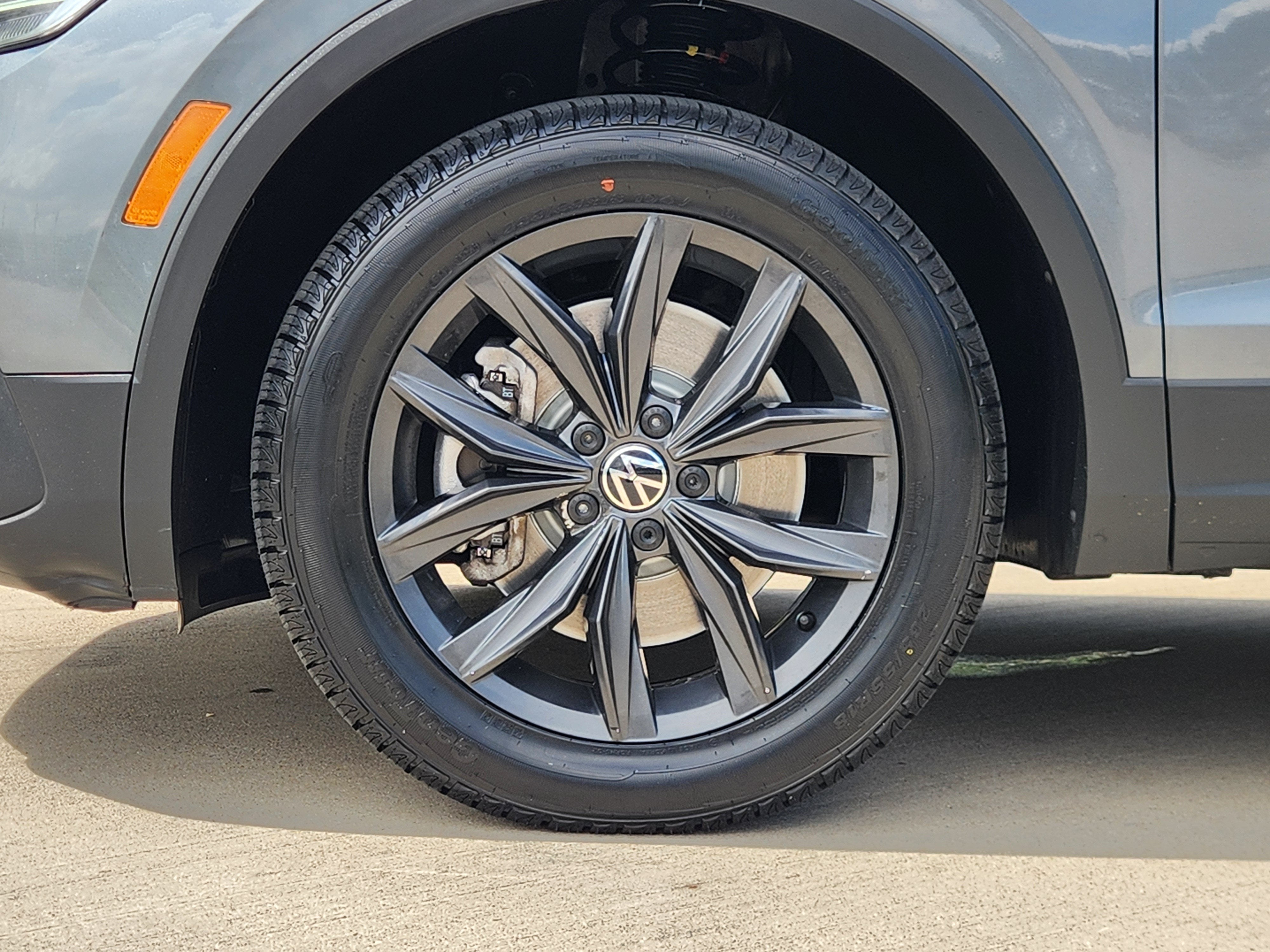 2024 Volkswagen Tiguan SE