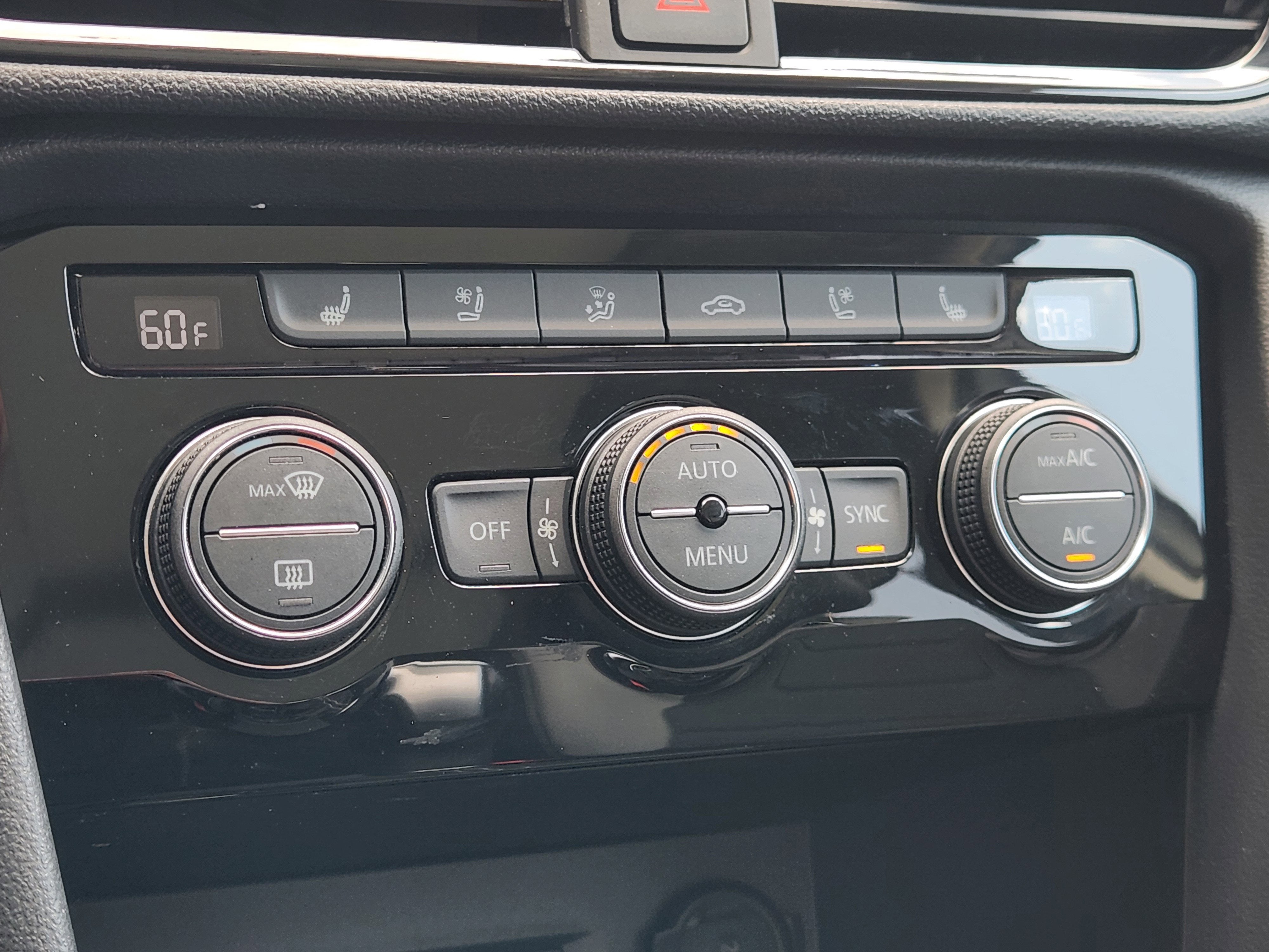 2023 Volkswagen Taos SEL