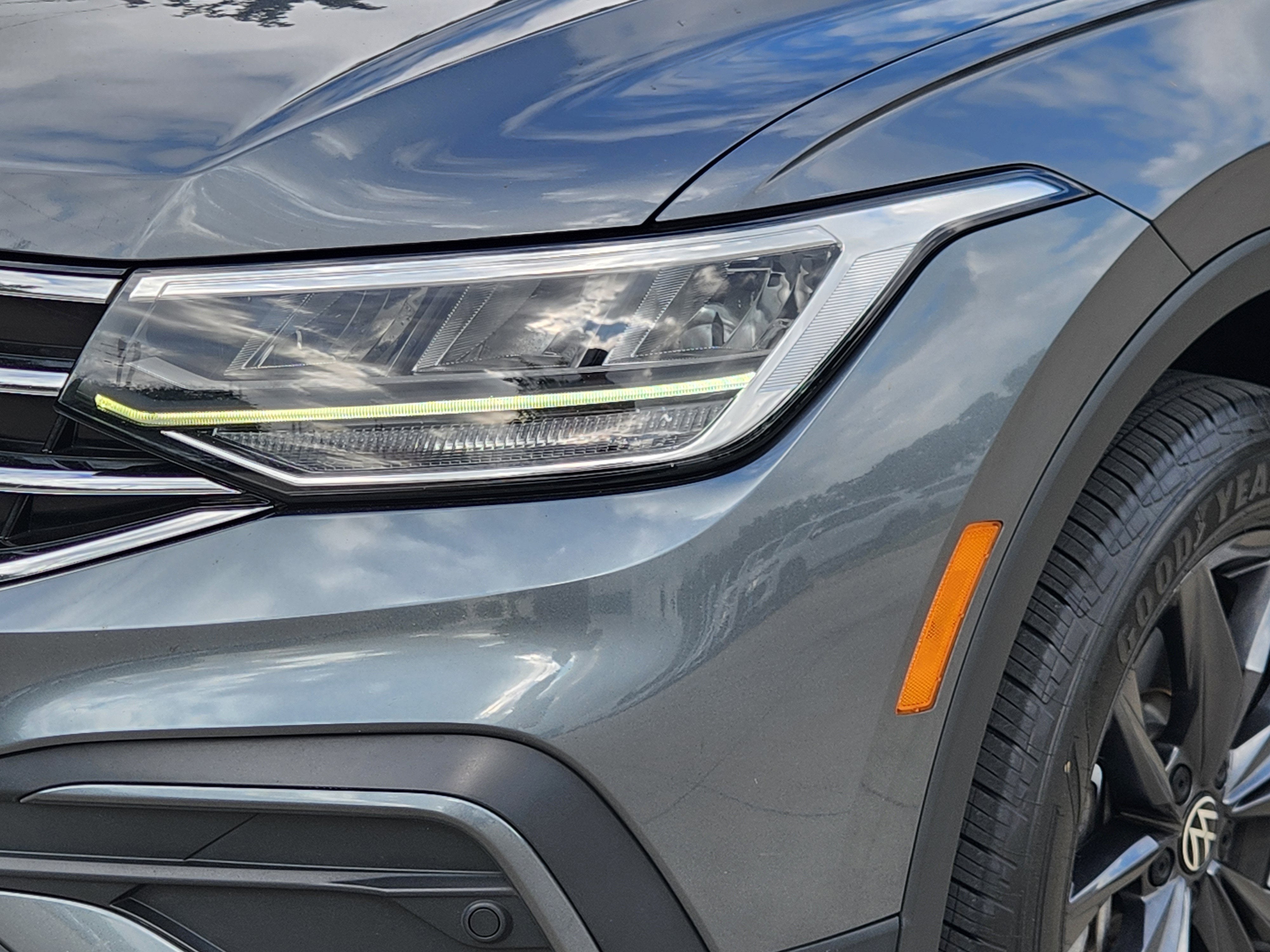 2023 Volkswagen Tiguan SE