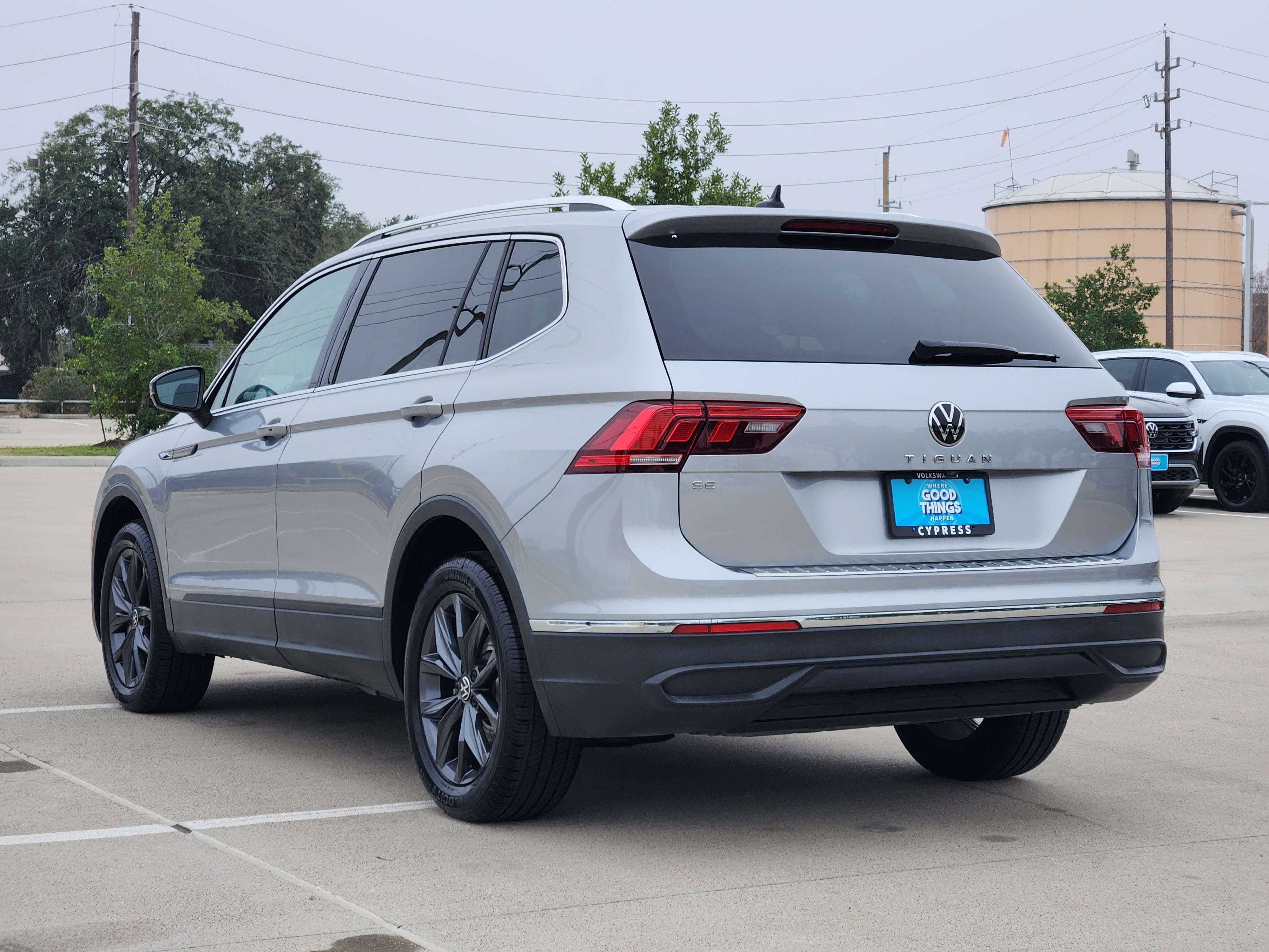 2022 Volkswagen Tiguan SE