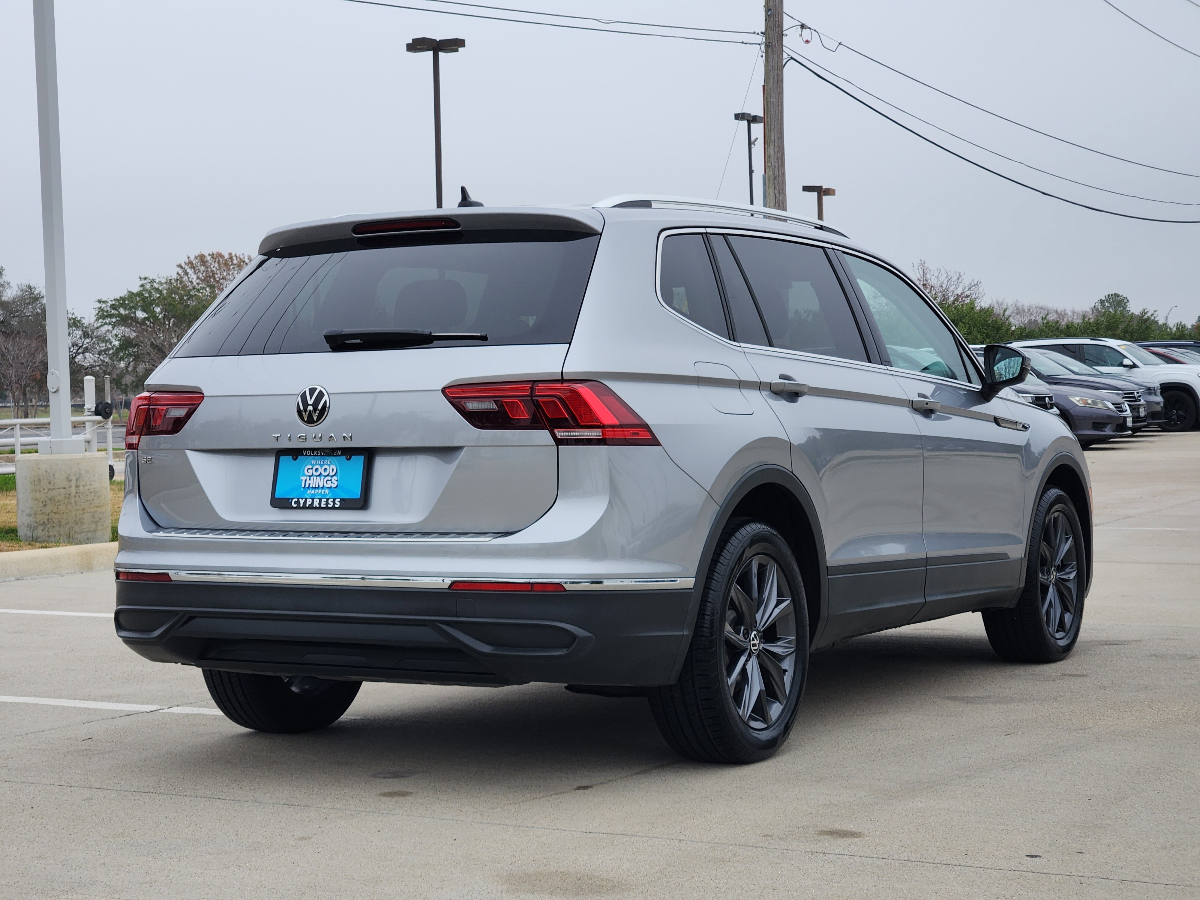 2022 Volkswagen Tiguan SE