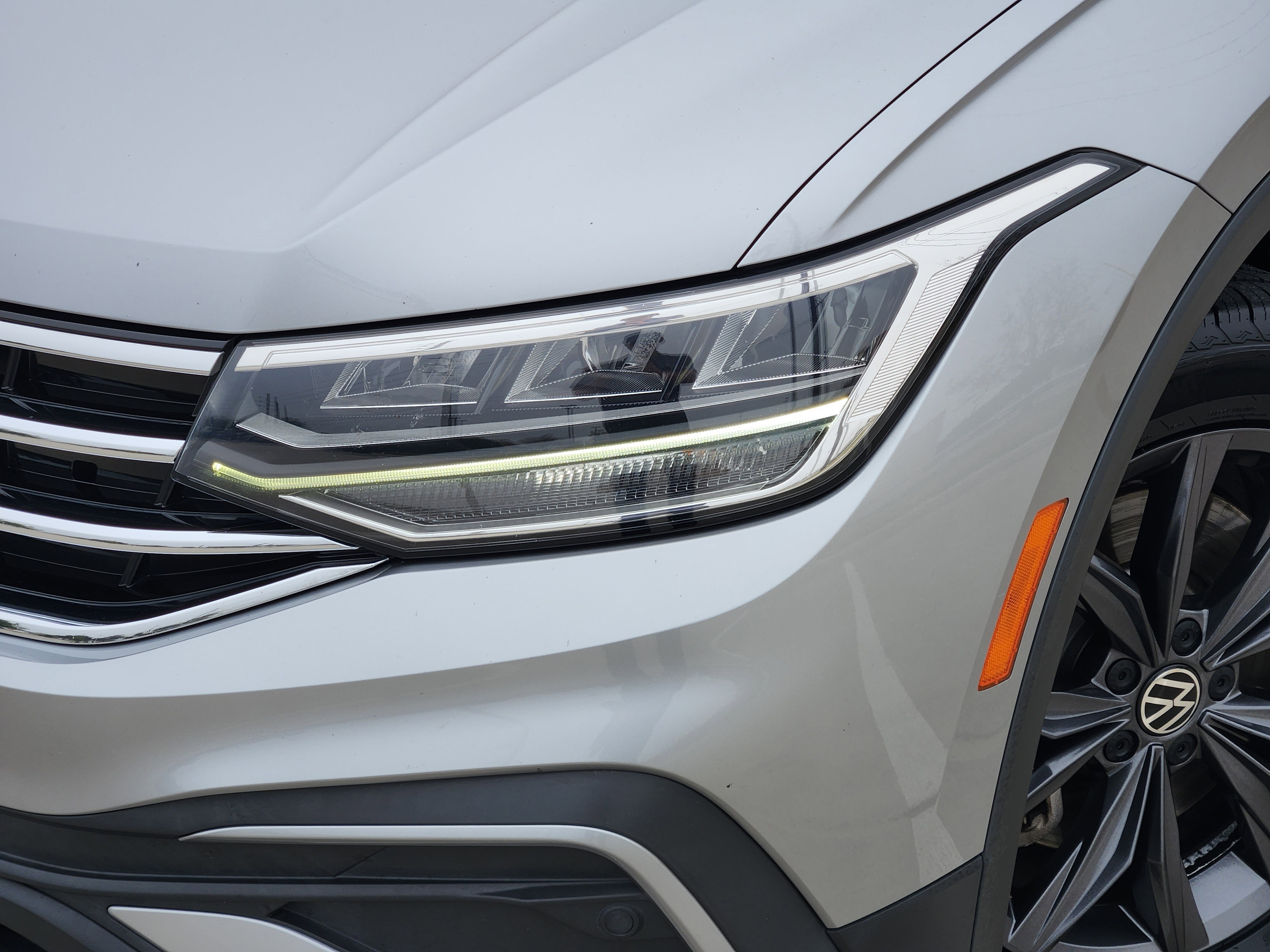 2022 Volkswagen Tiguan SE