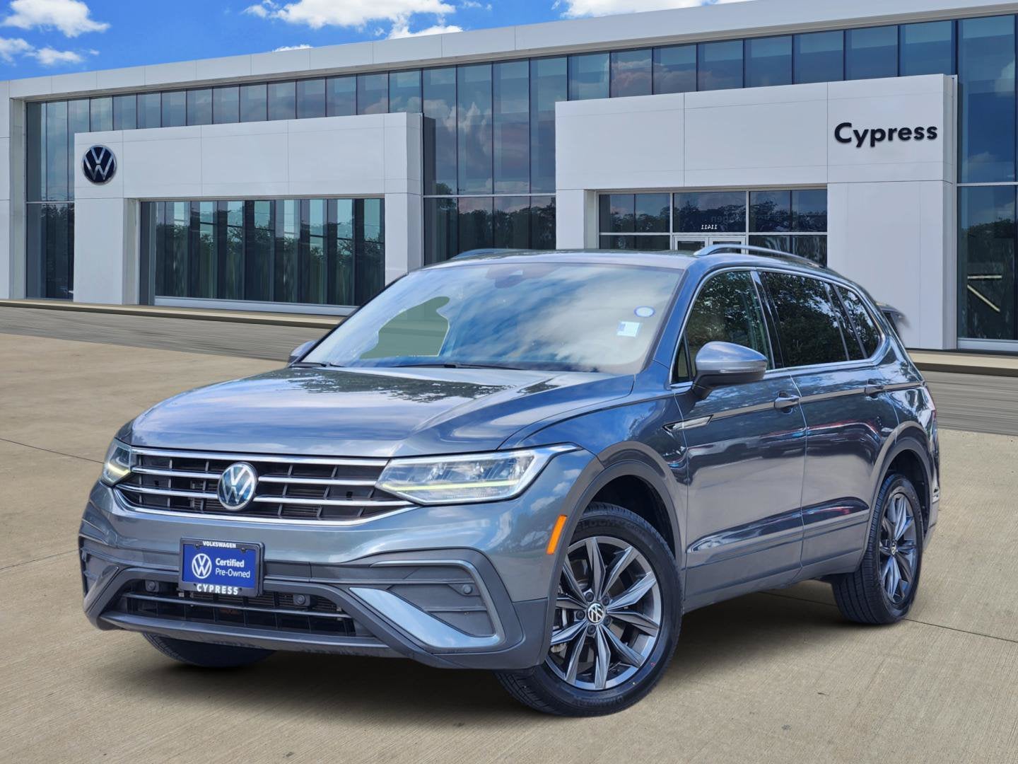 2022 Volkswagen Tiguan SE
