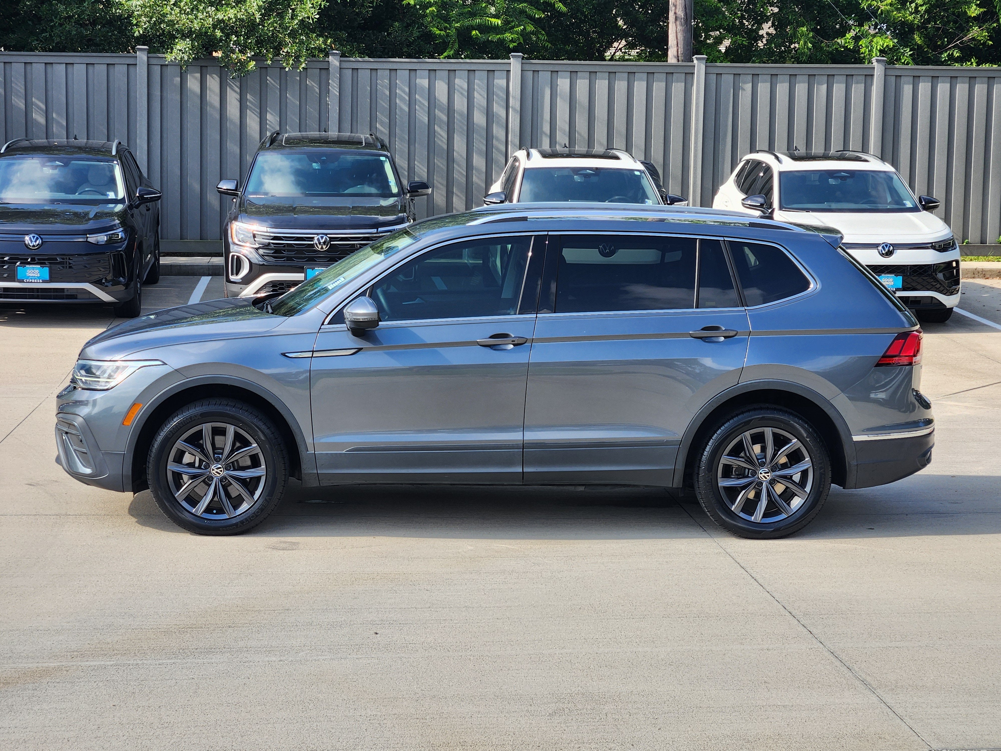 2023 Volkswagen Tiguan SE