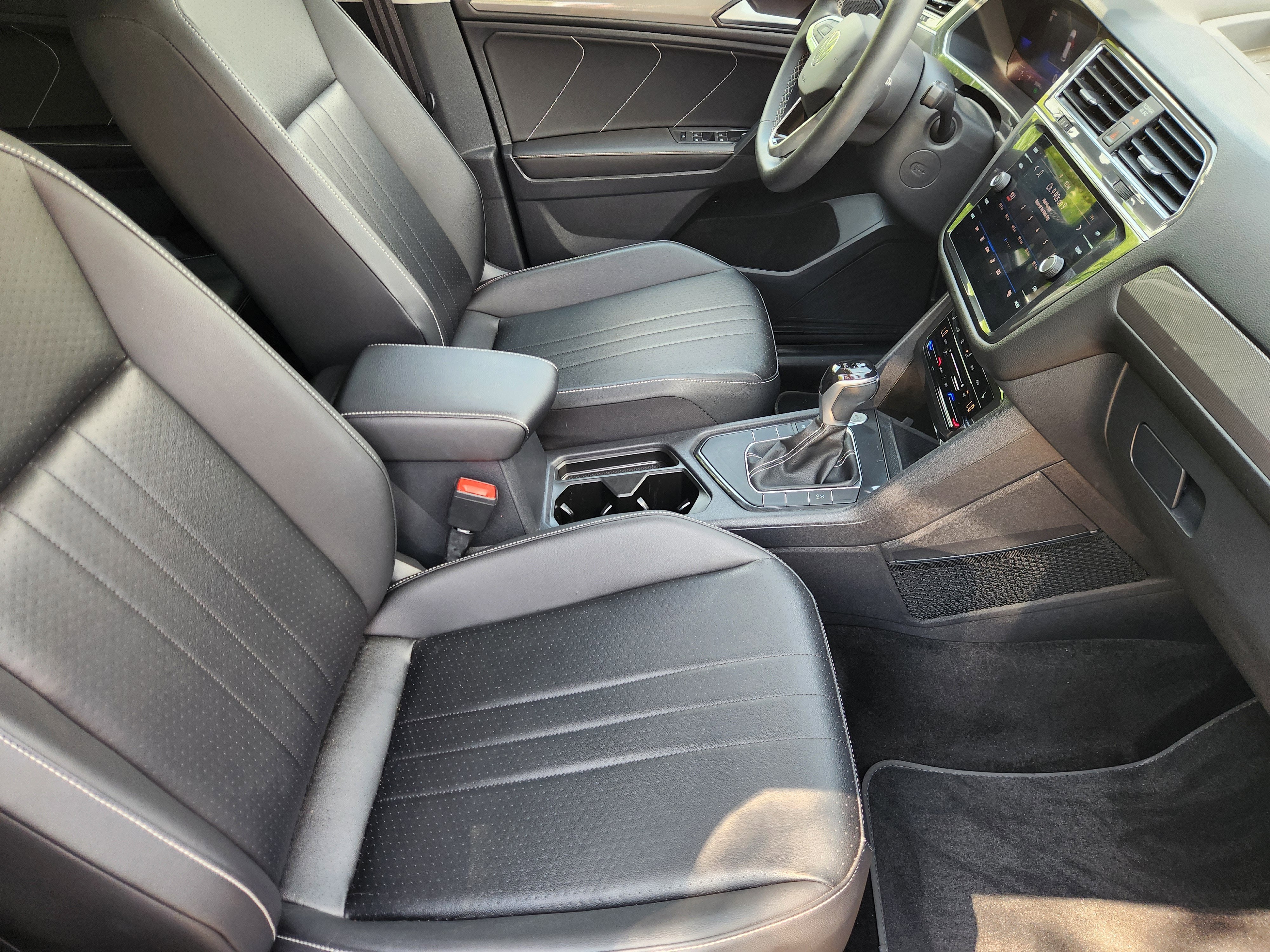 2023 Volkswagen Tiguan SE