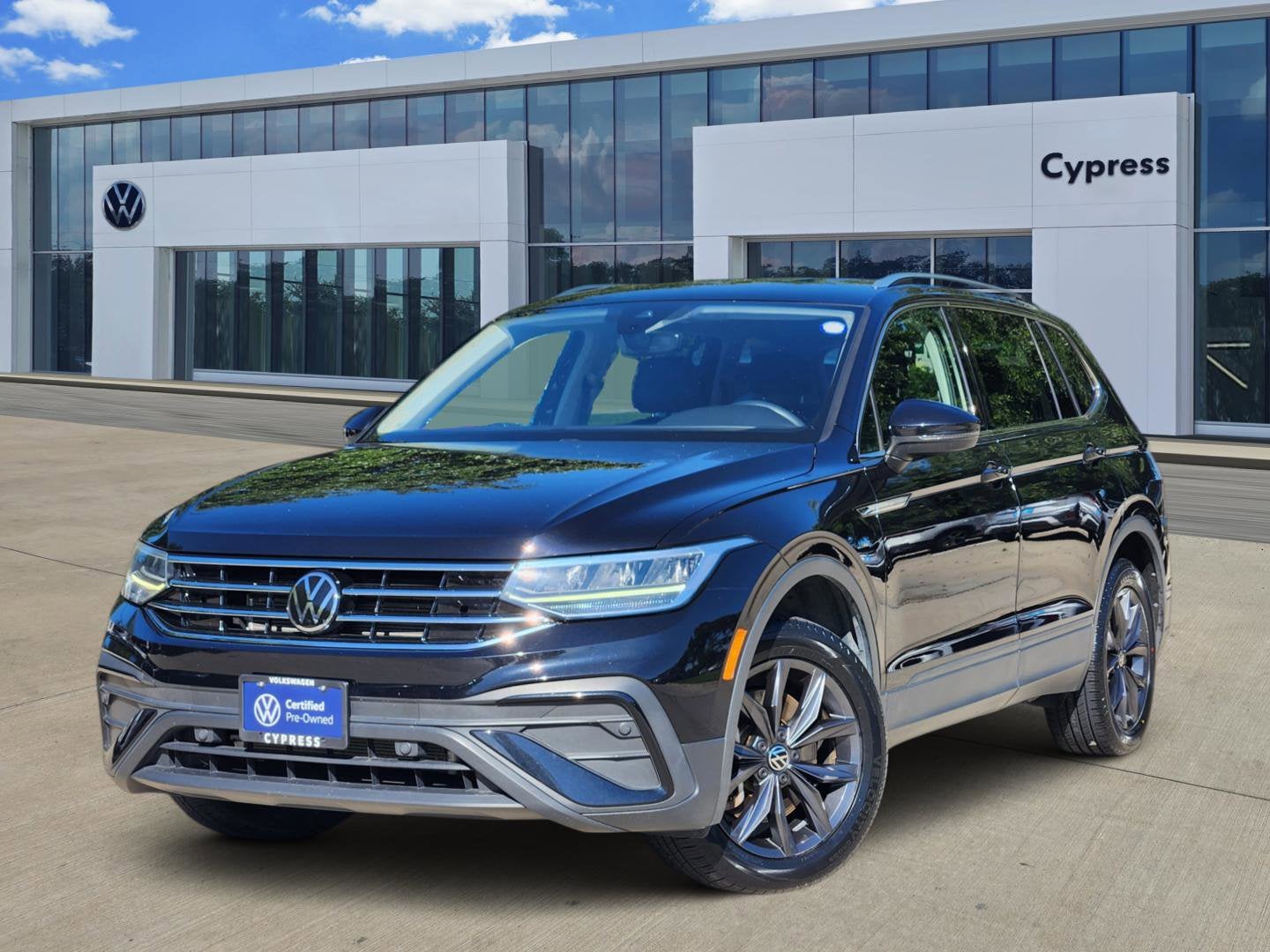 2023 Volkswagen Tiguan SE
