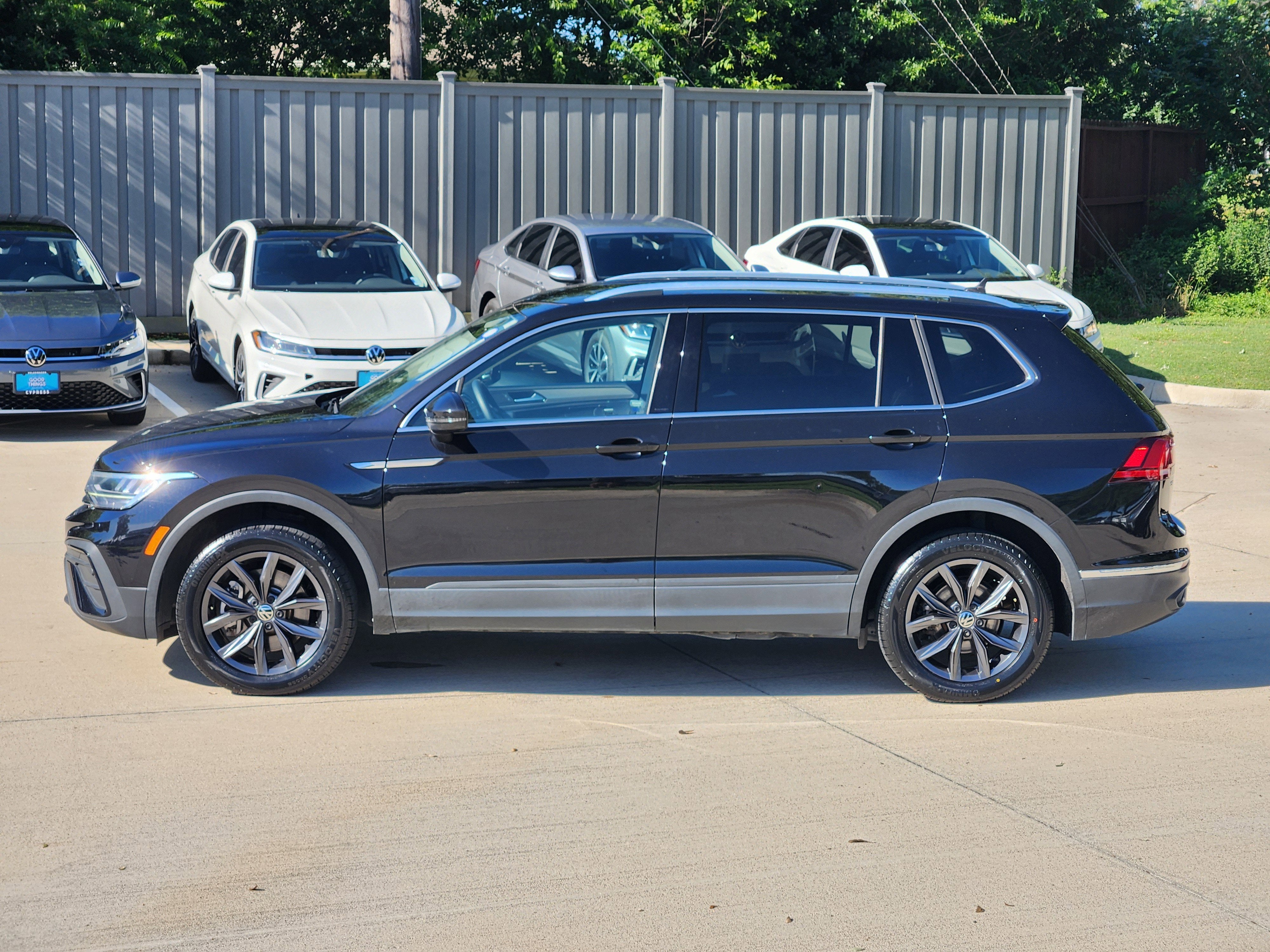2023 Volkswagen Tiguan SE