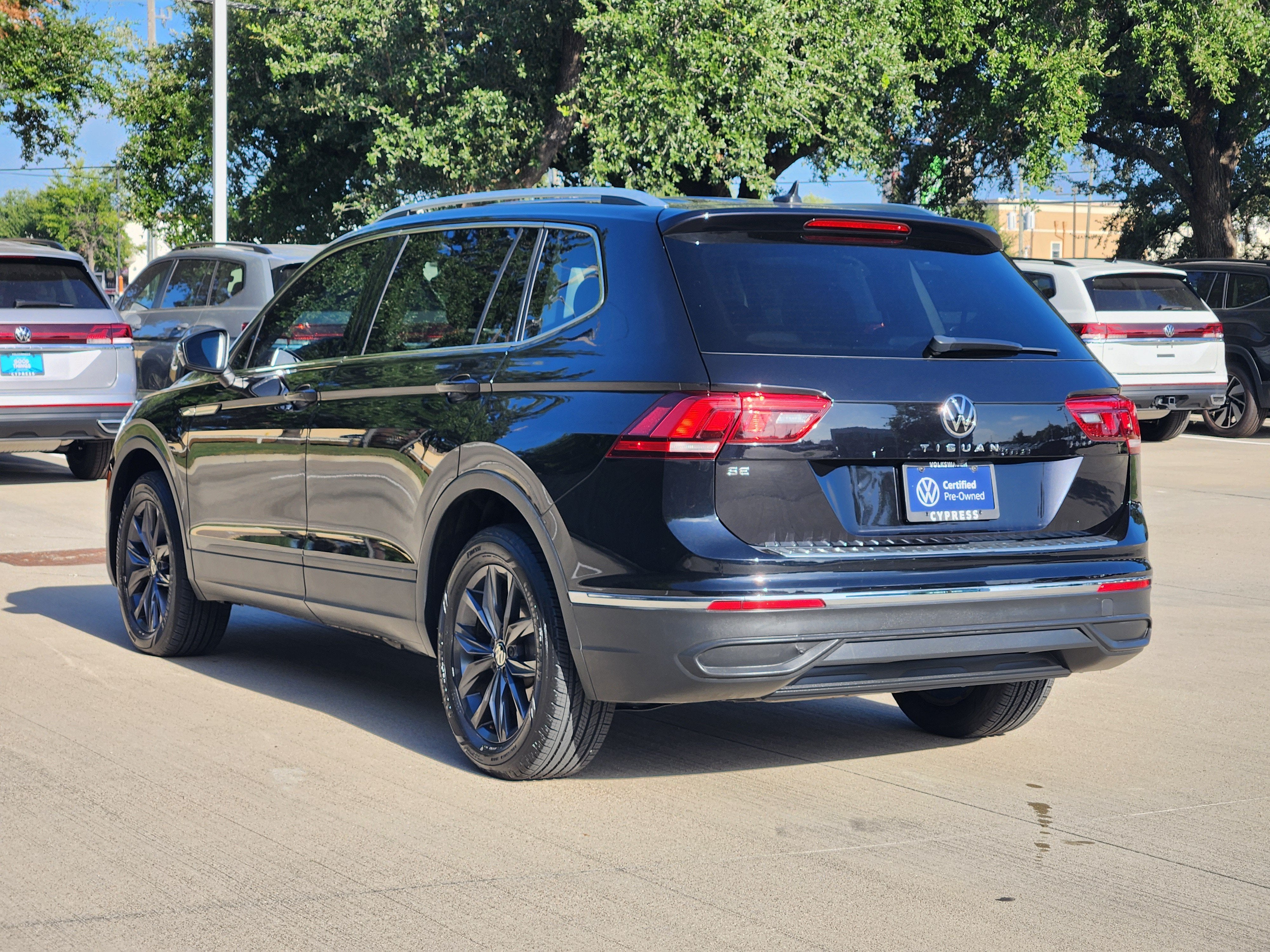 2023 Volkswagen Tiguan SE