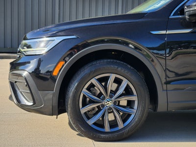 2023 Volkswagen Tiguan SE