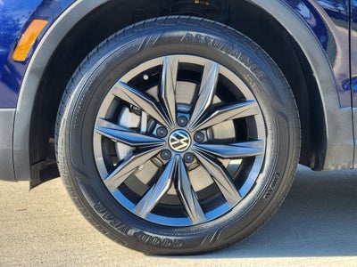 2023 Volkswagen Tiguan SE