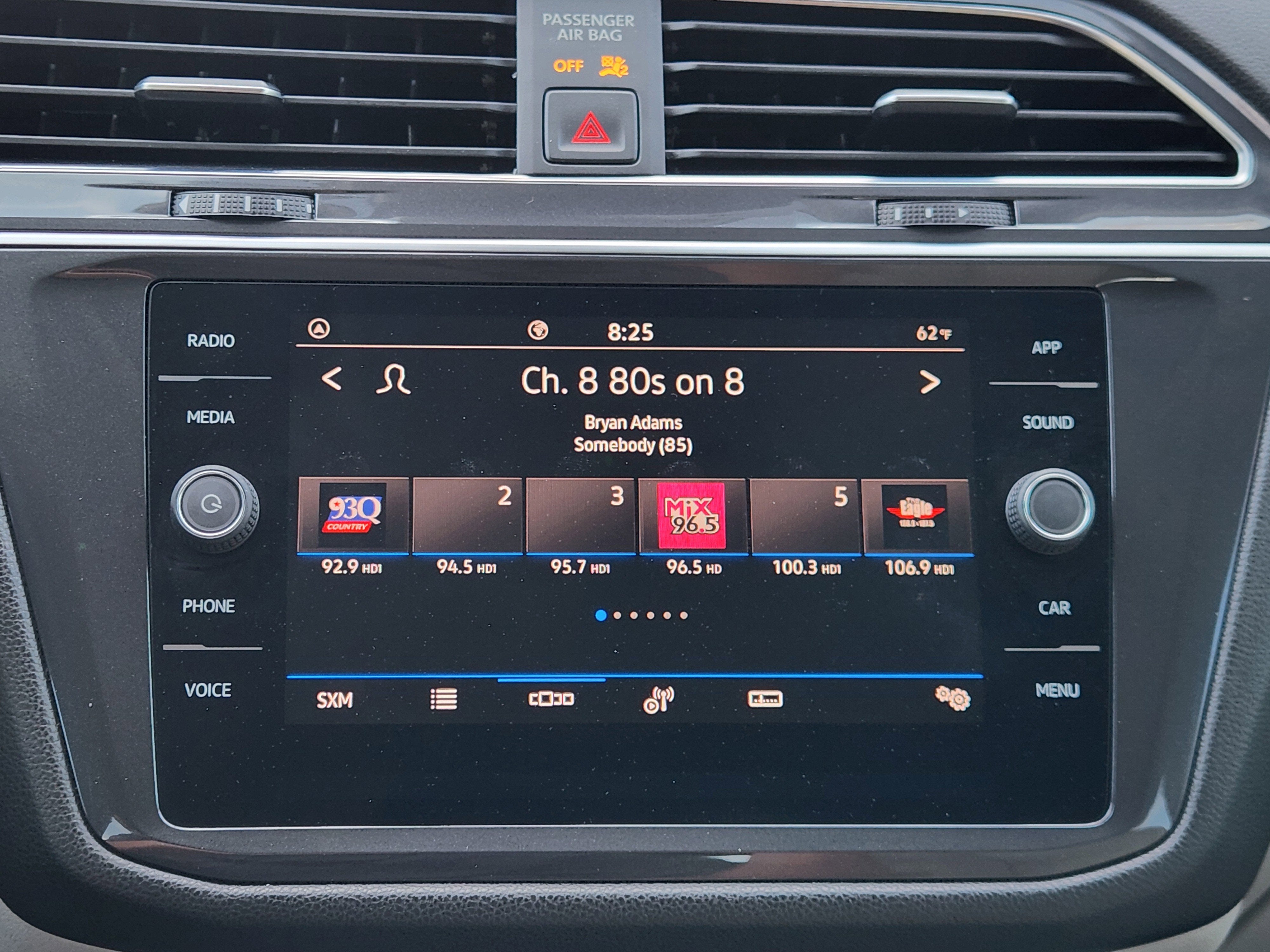 2023 Volkswagen Tiguan SE