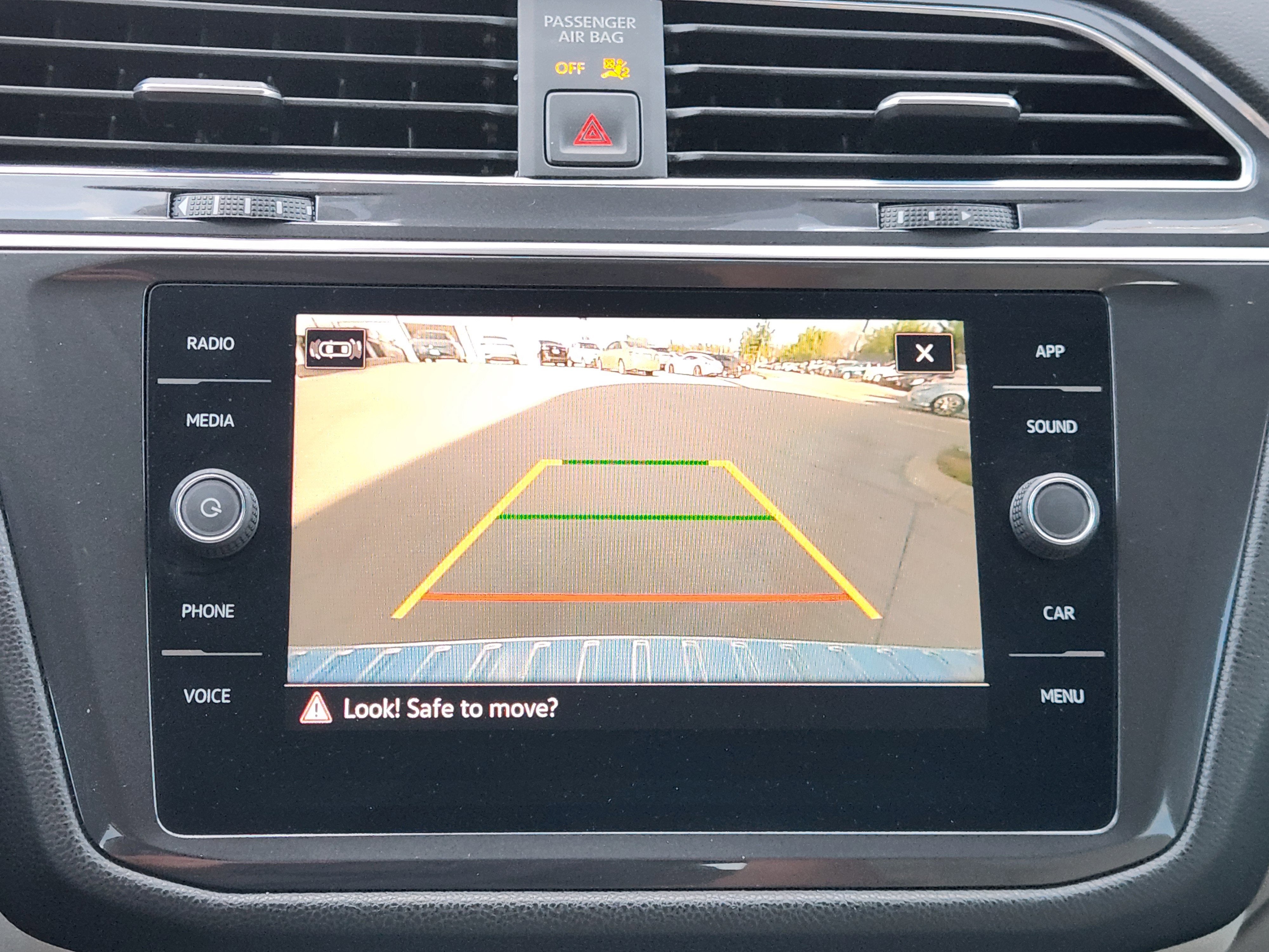 2023 Volkswagen Tiguan SE