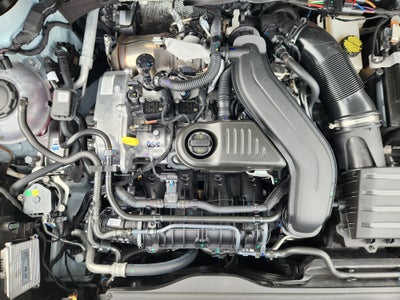 2026 Volkswagen Taos SE Black