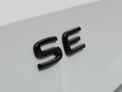 2026 Volkswagen Taos SE Black