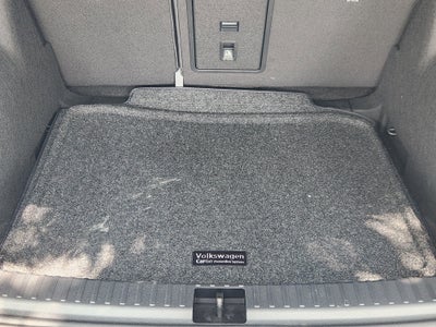 2026 Volkswagen Taos SE Black