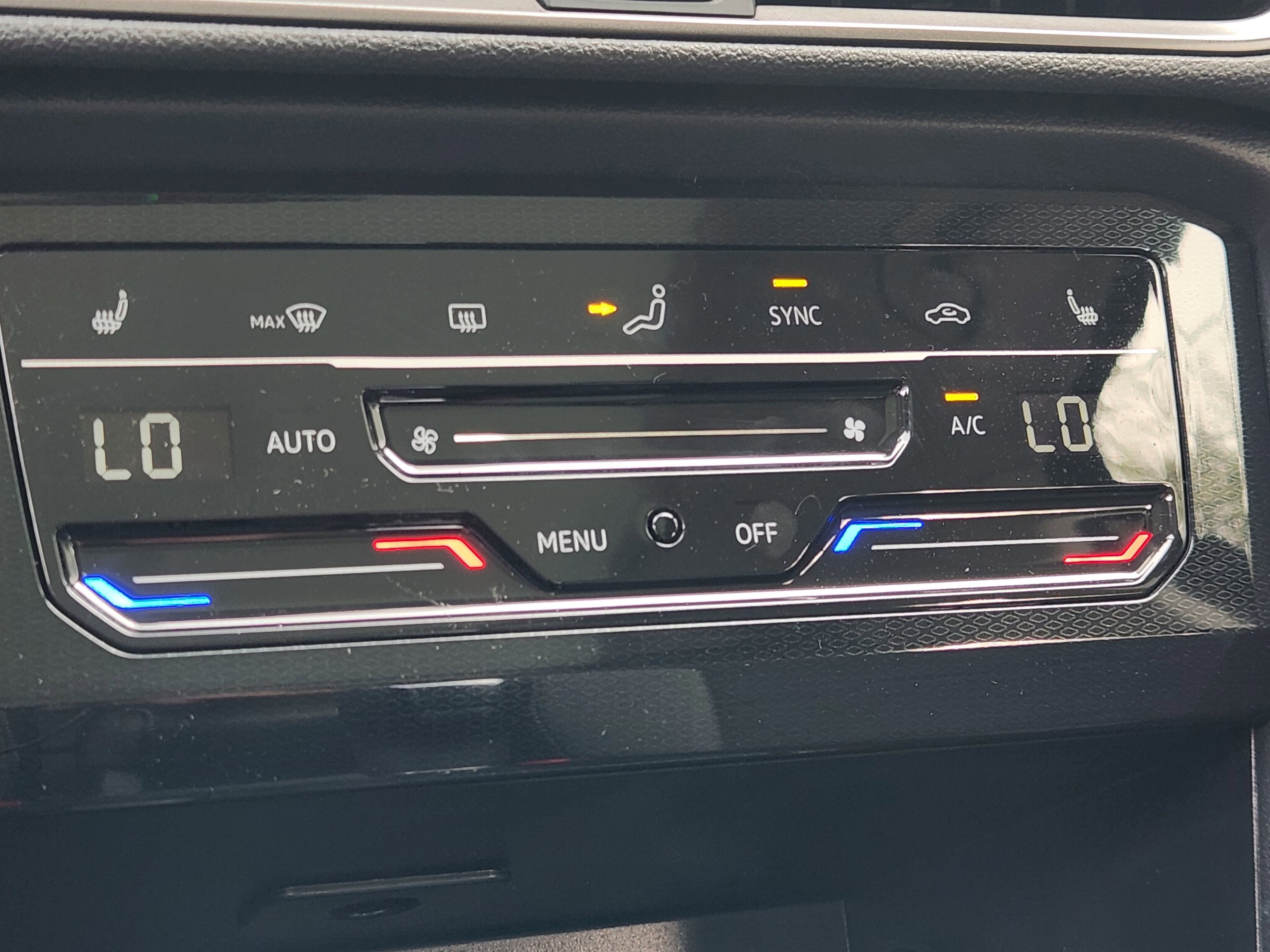 2026 Volkswagen Taos SE Black