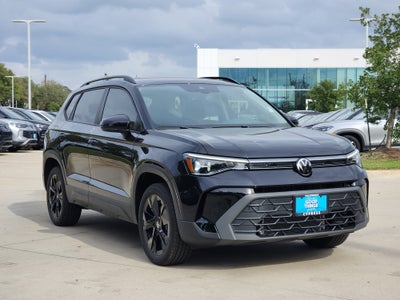 2026 Volkswagen Taos SE Black