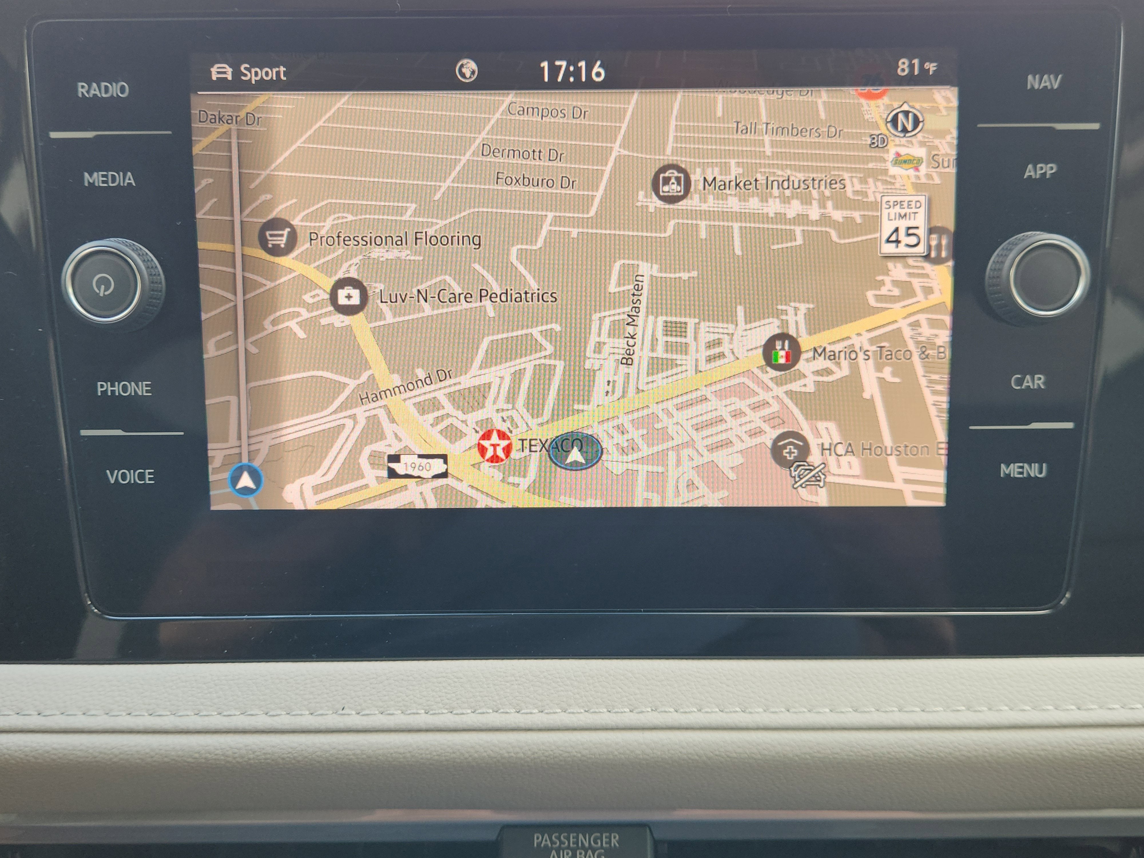 2026 Volkswagen Taos SEL