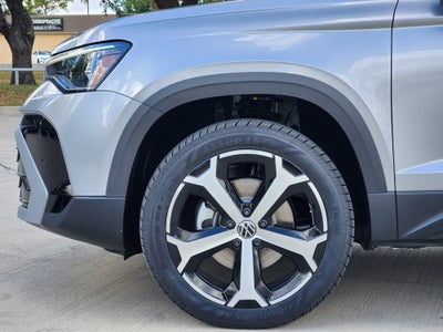 2026 Volkswagen Taos SEL