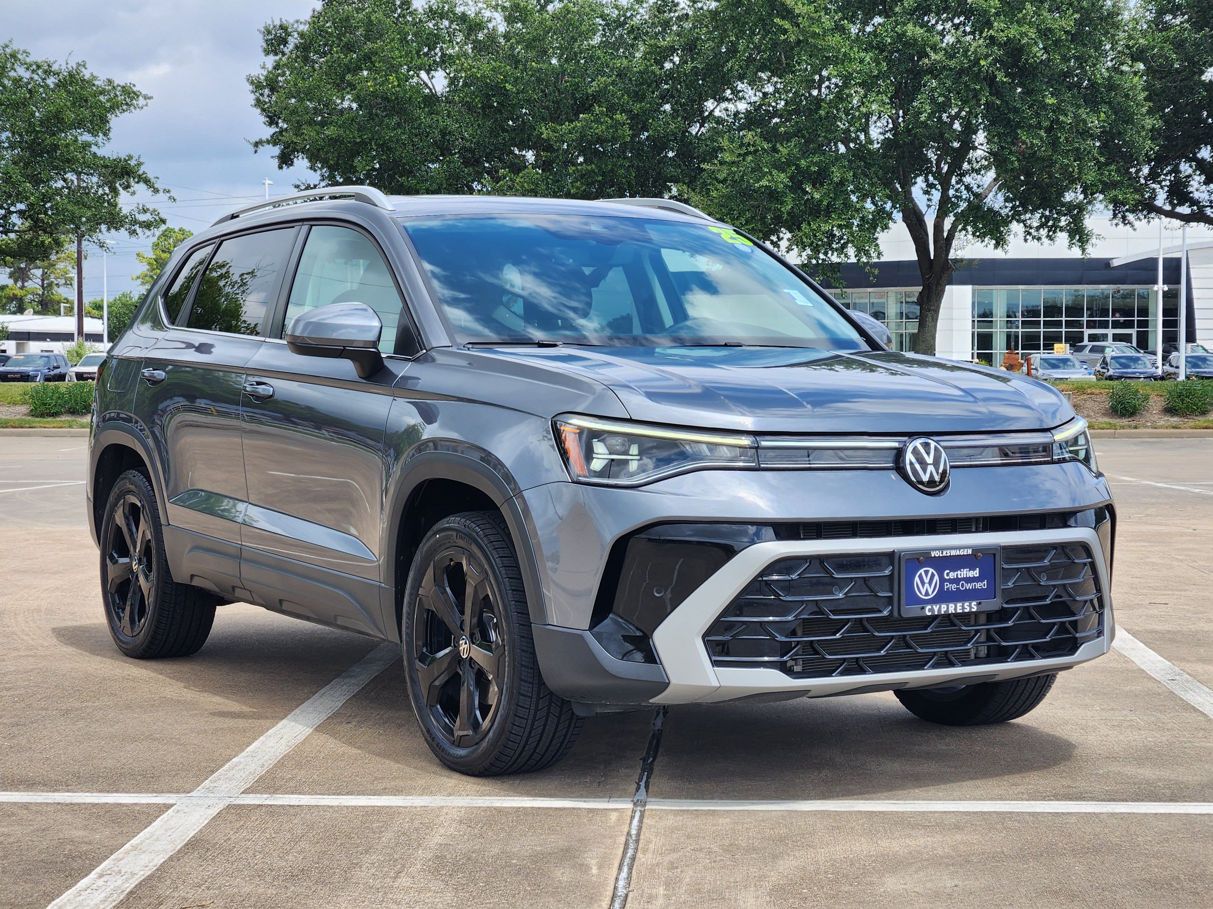 2025 Volkswagen Taos SEL