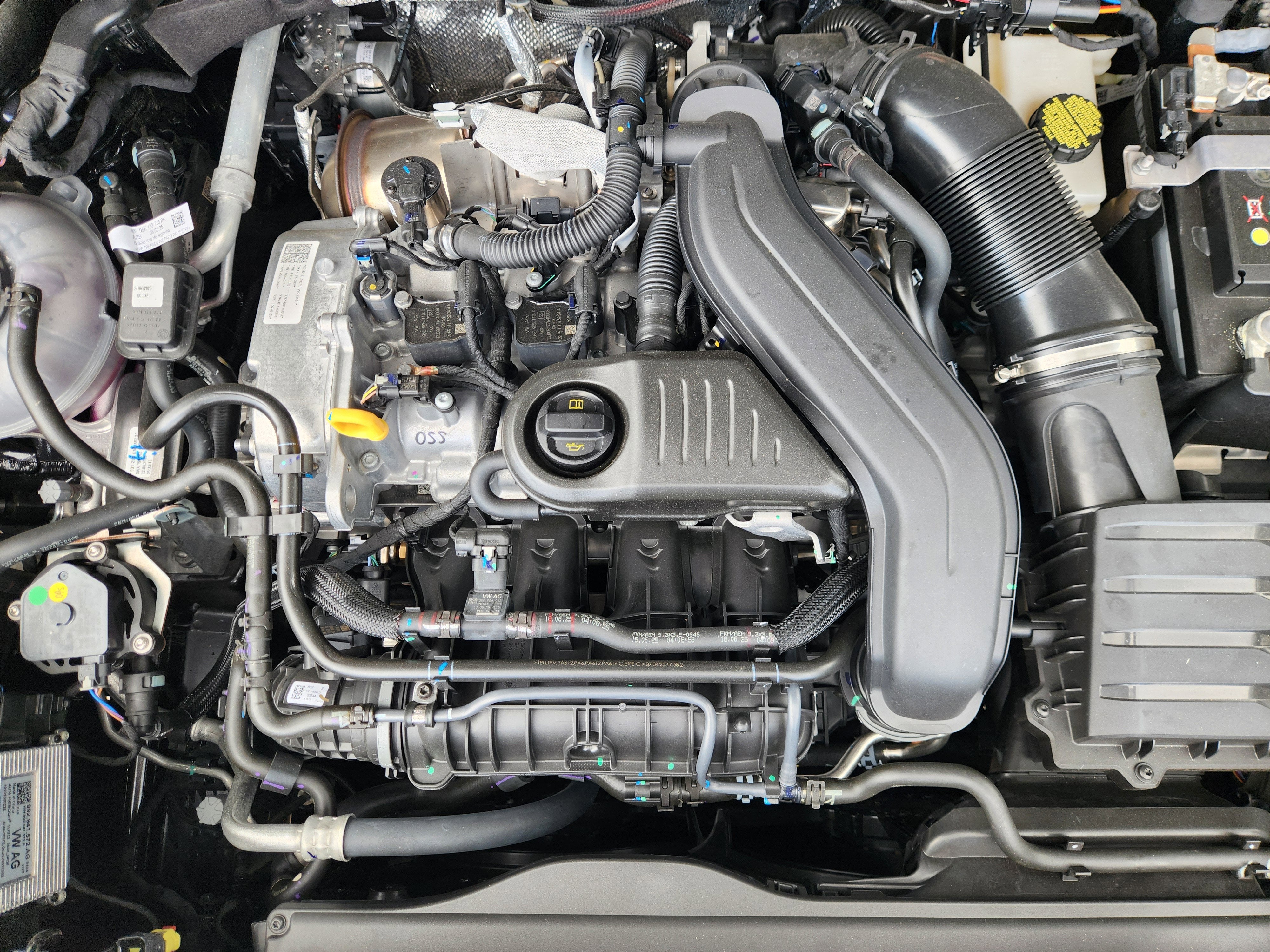 2026 Volkswagen Taos SEL