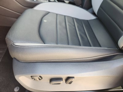 2024 Volkswagen Taos SEL