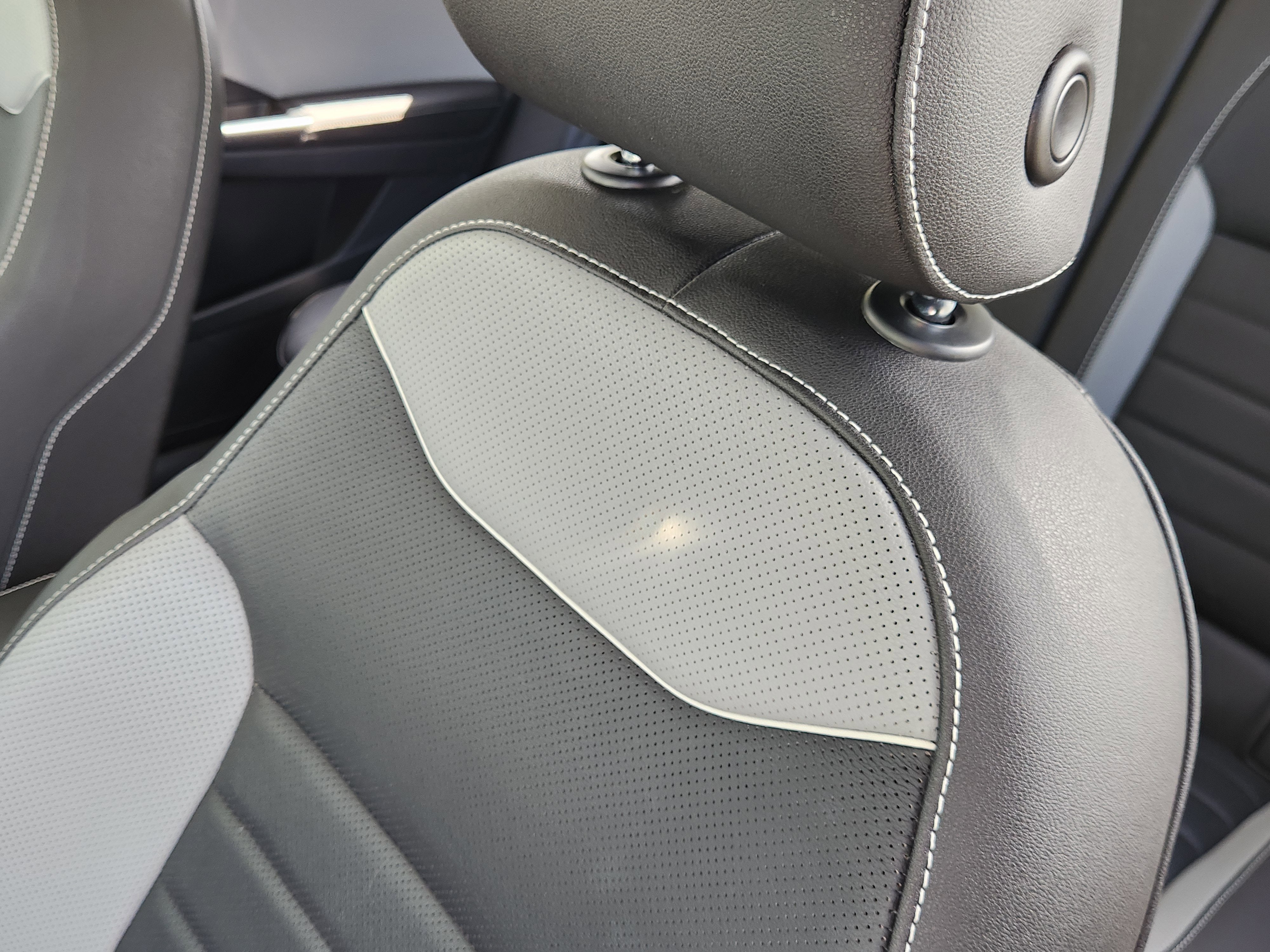 2024 Volkswagen Taos SEL