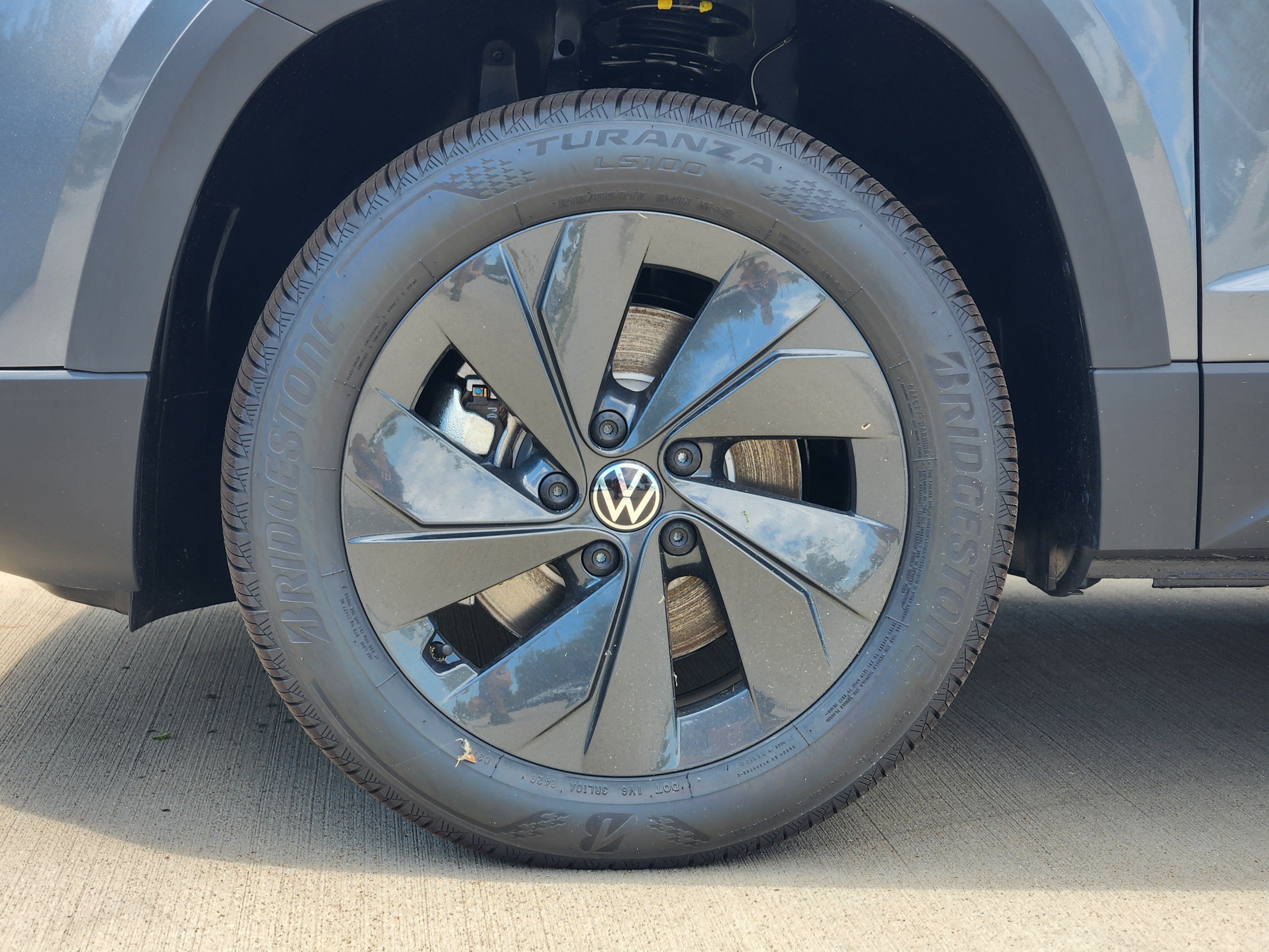 2027 Volkswagen Taos S