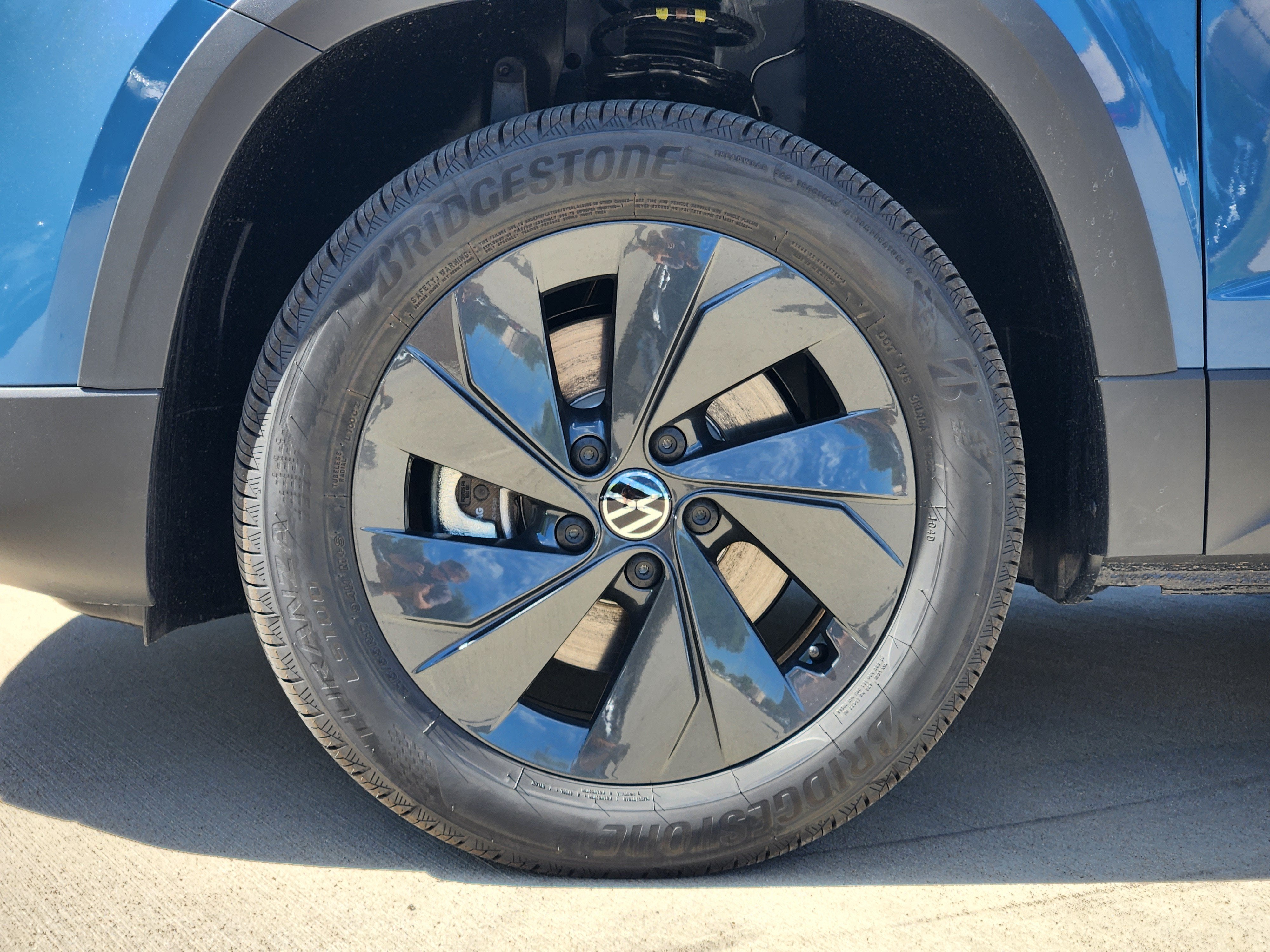 2027 Volkswagen Taos S