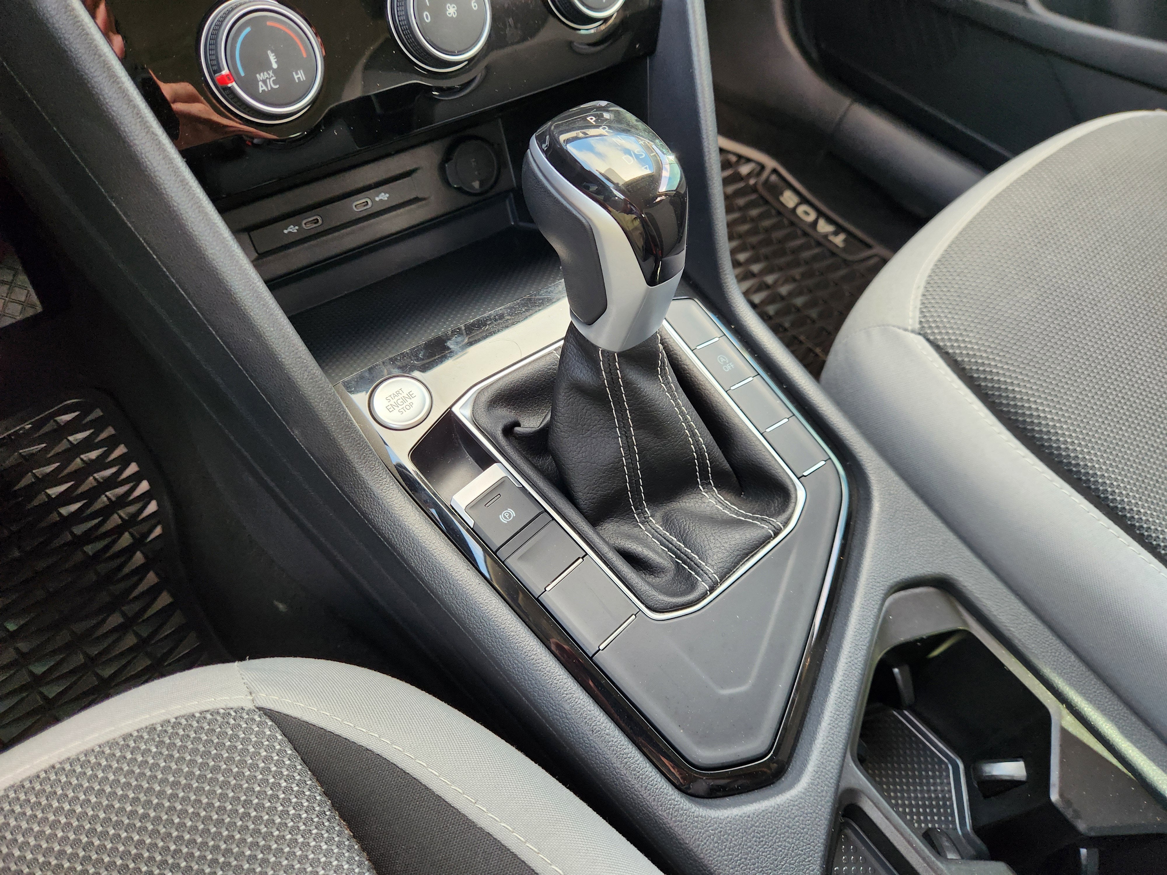 2024 Volkswagen Taos S