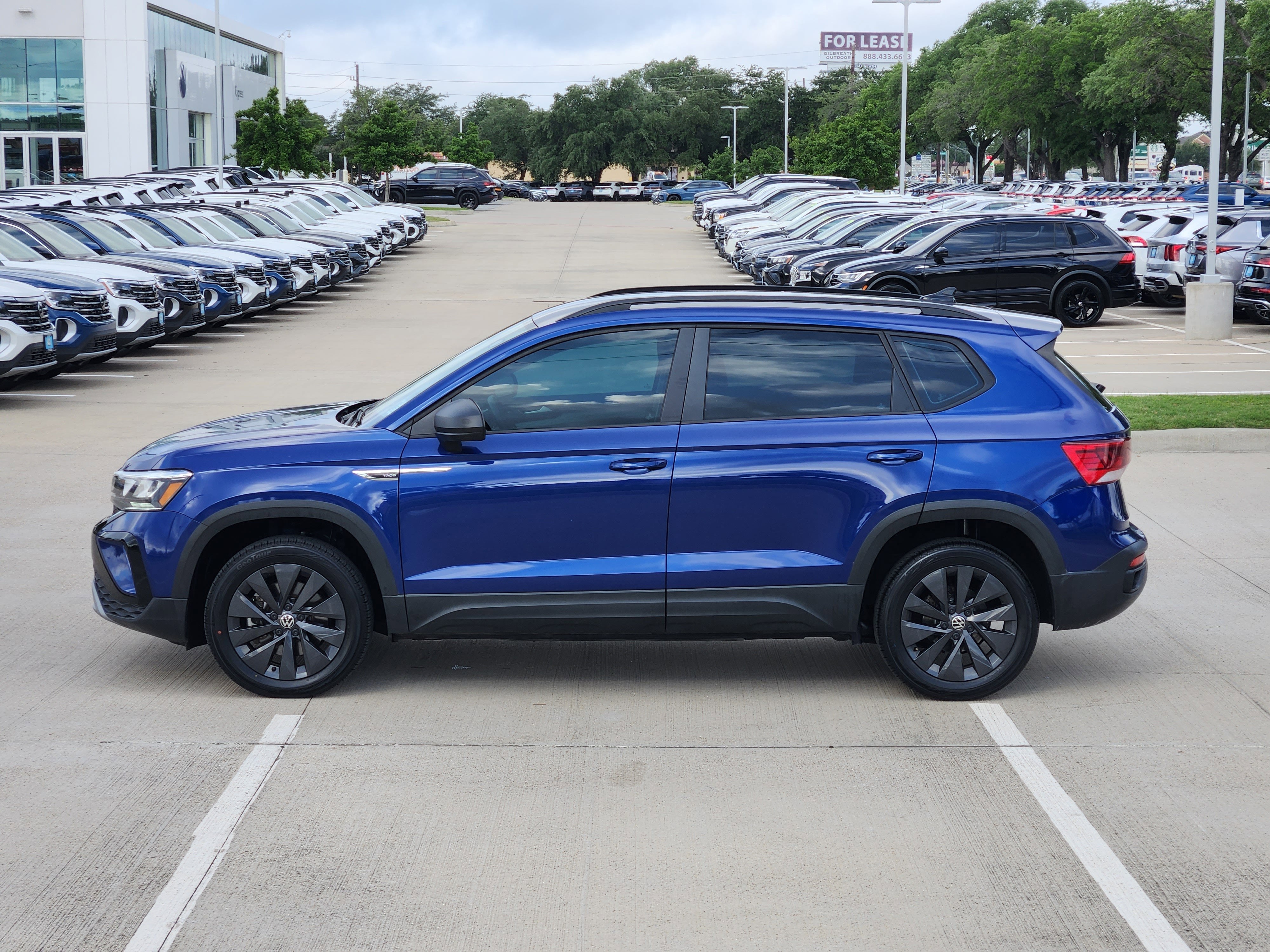 2024 Volkswagen Taos S