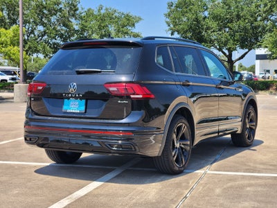 2024 Volkswagen Tiguan SE R-Line Black