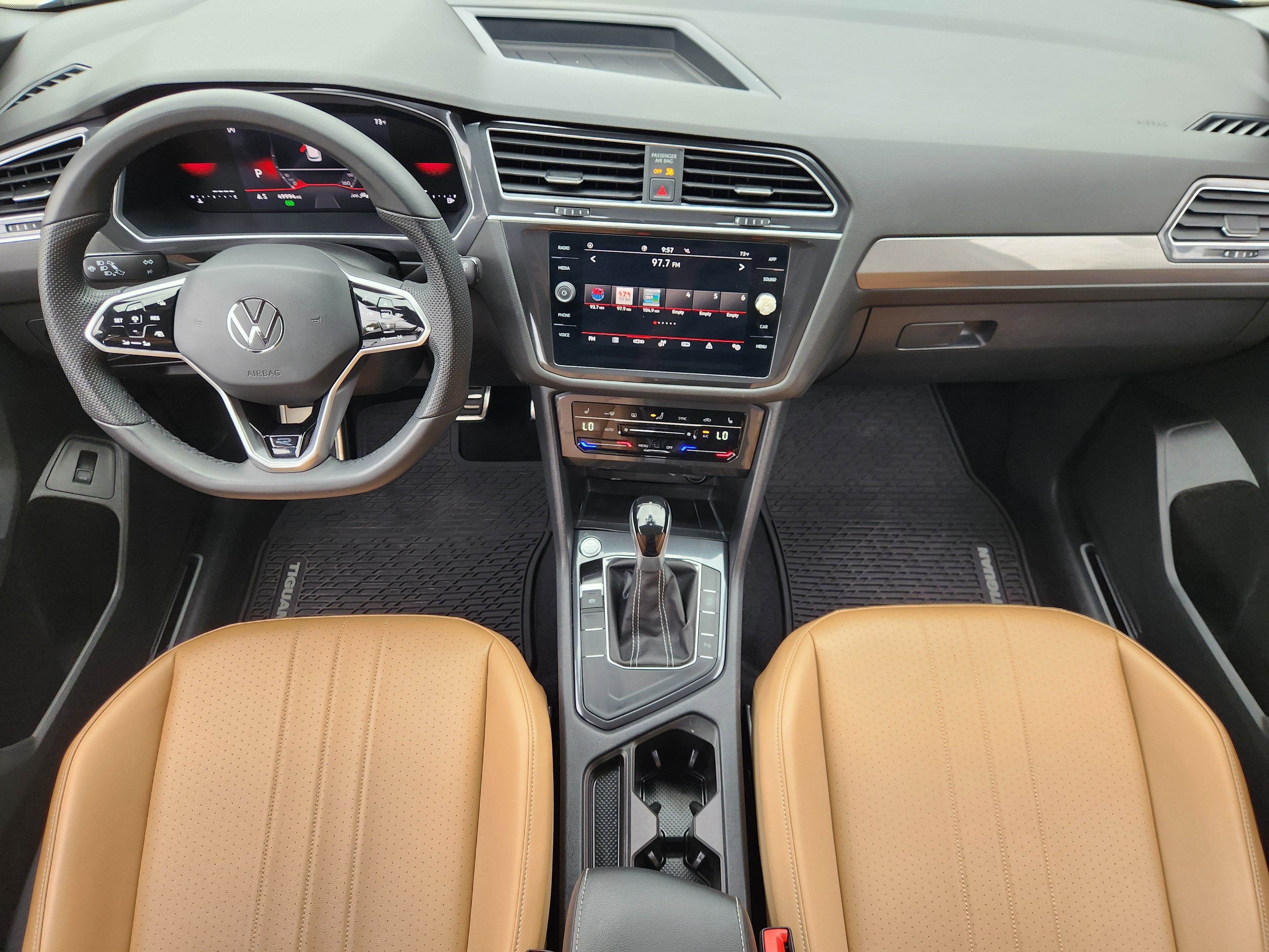 2024 Volkswagen Tiguan SE R-Line Black